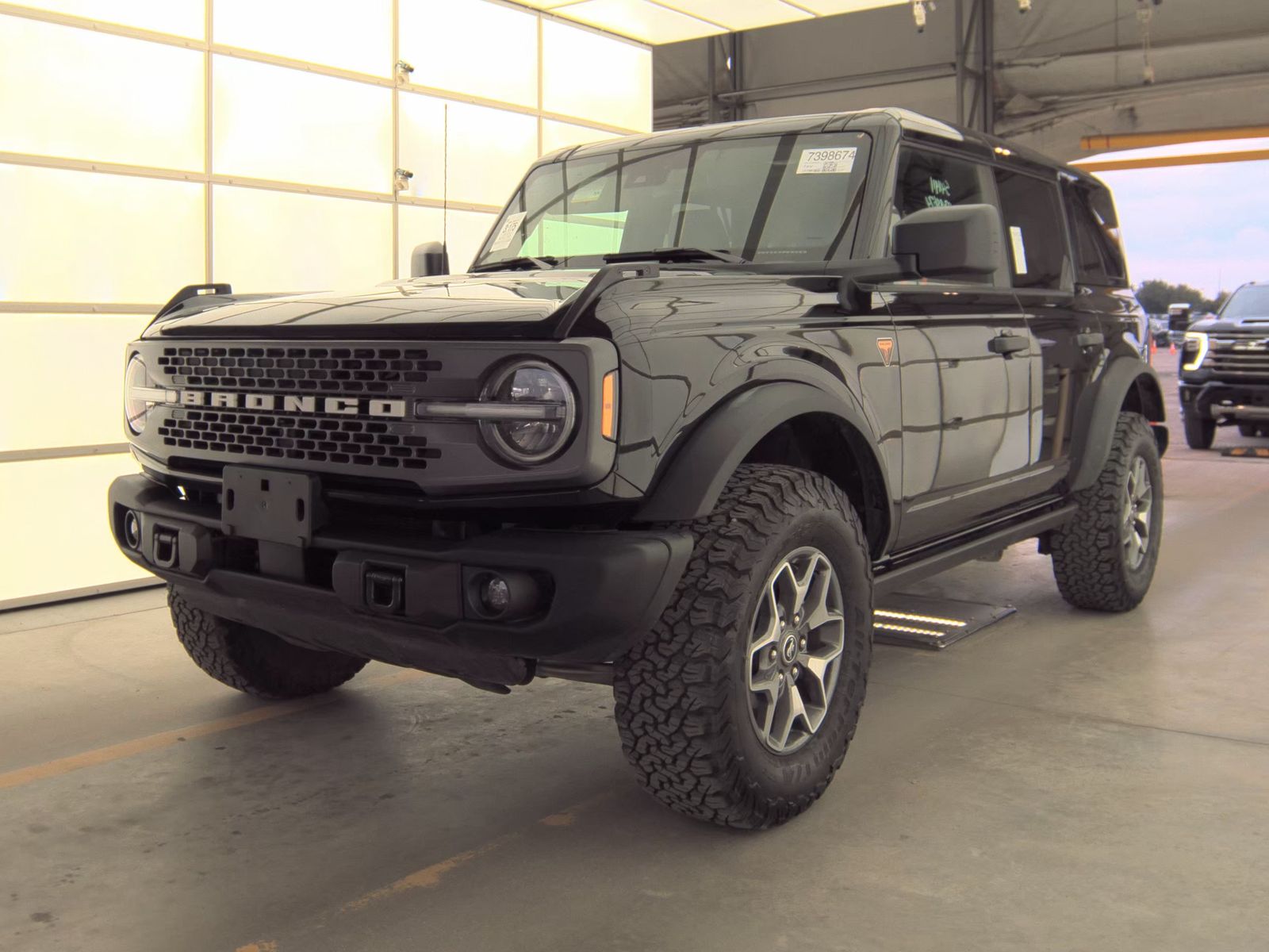 FORD BRONCO - 1