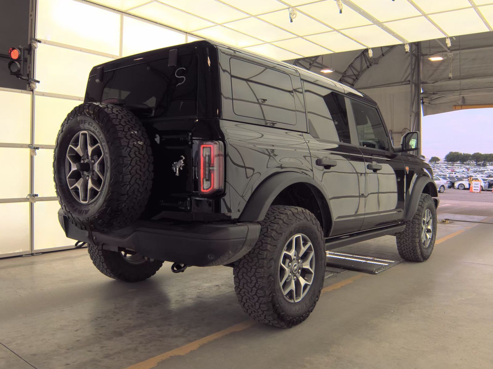 FORD BRONCO - 6