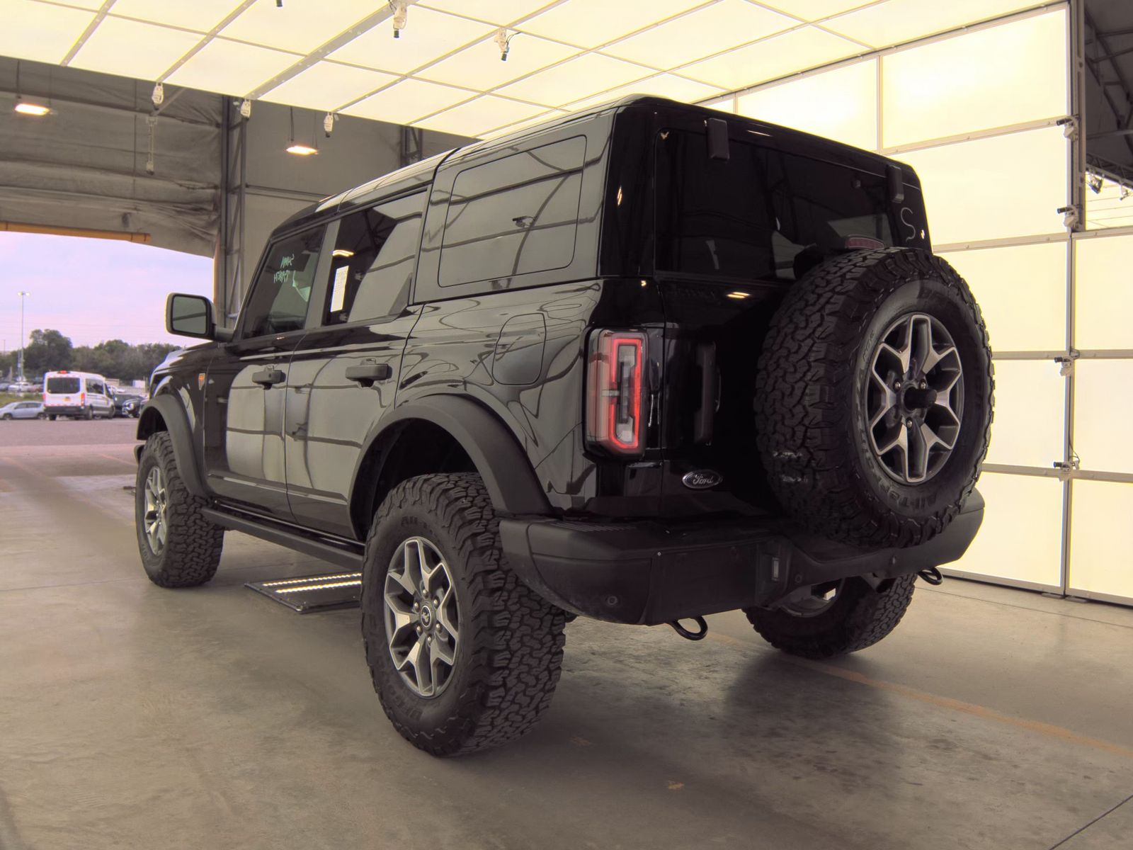 FORD BRONCO - 9