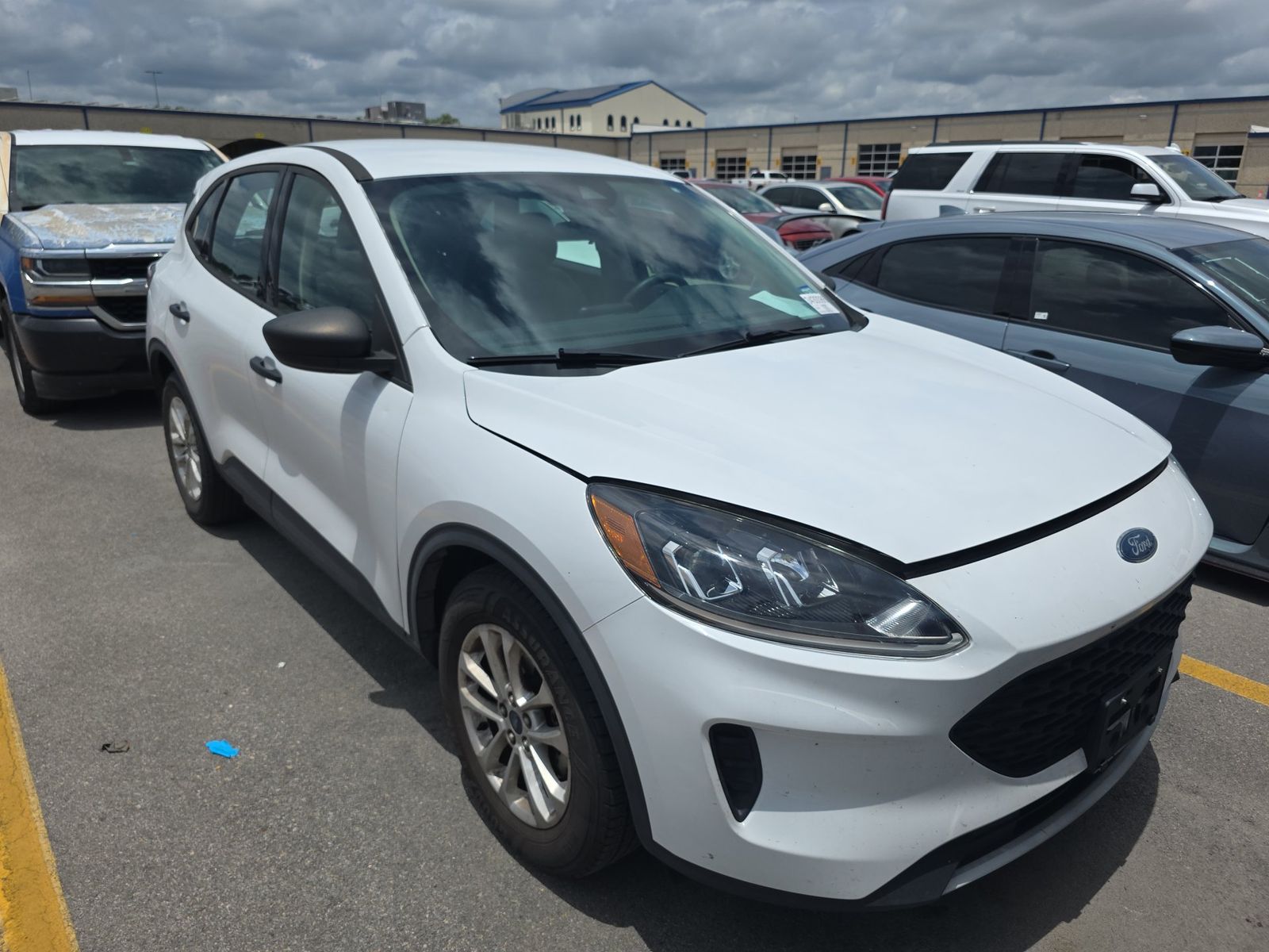 FORD ESCAPE - 4