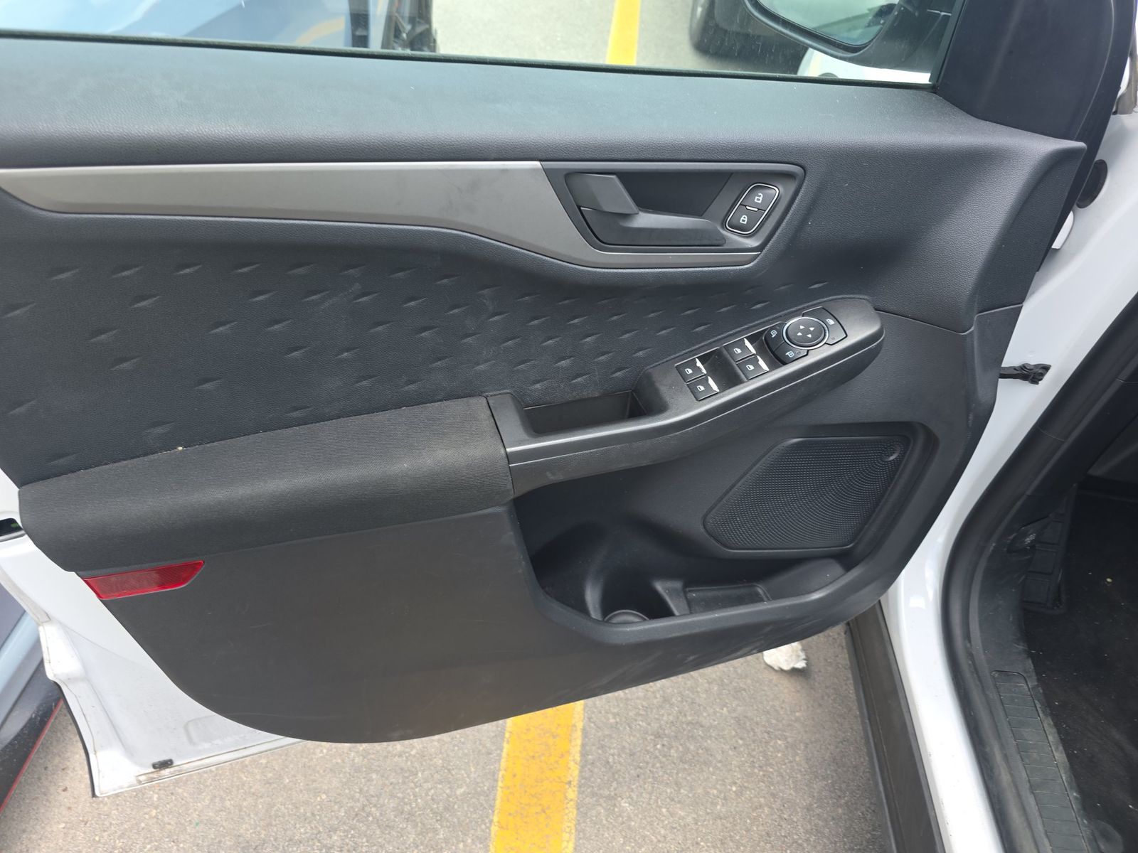 FORD ESCAPE - 10
