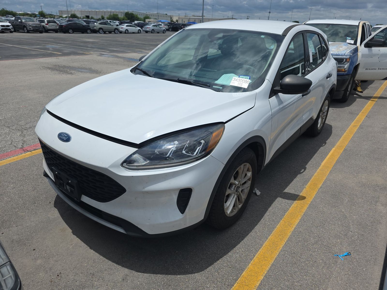 FORD ESCAPE - 1