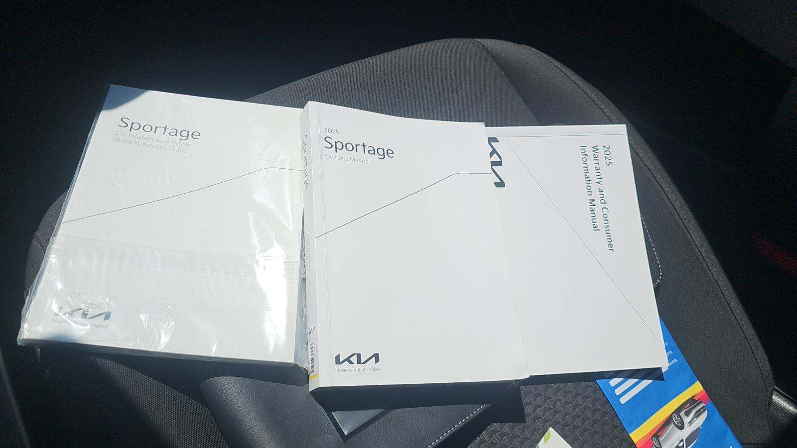2025 Kia Sportage LX FWD