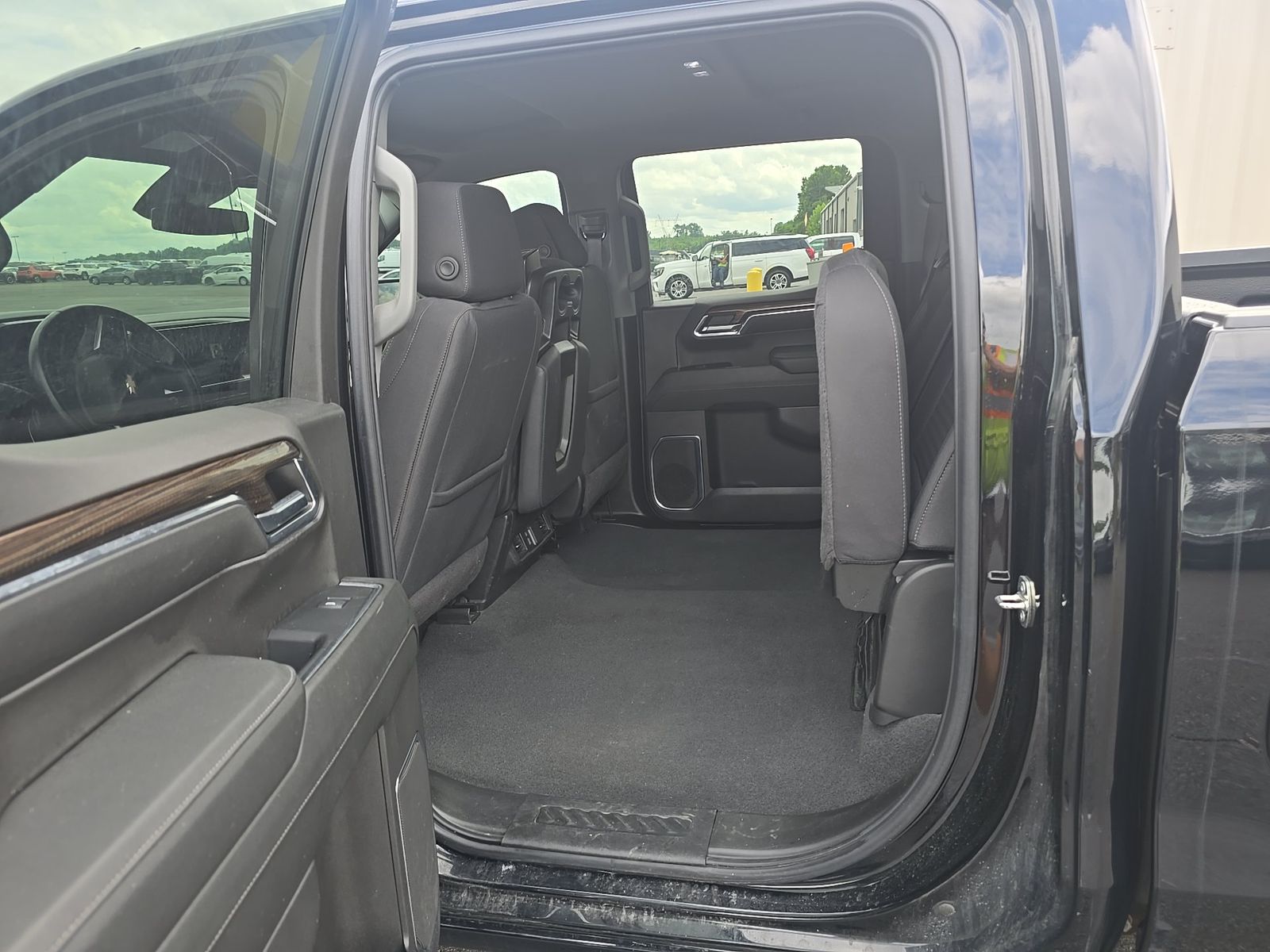 2024 Chevrolet Silverado 1500 LT AWD