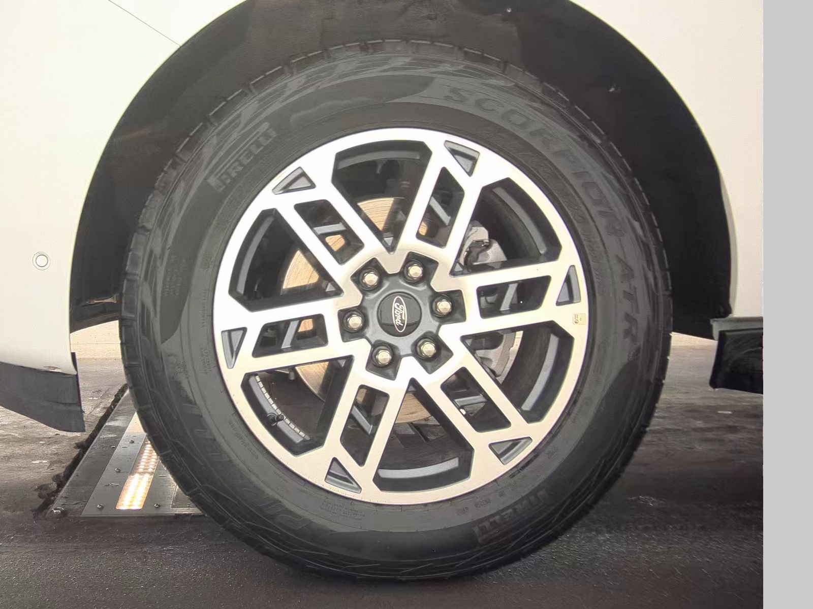 FORD EXPEDITION MAX - 10