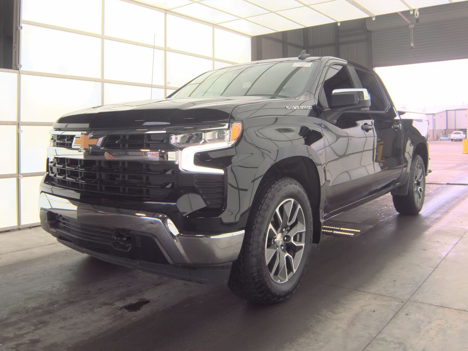 2024 Chevrolet Silverado 1500 LT AWD