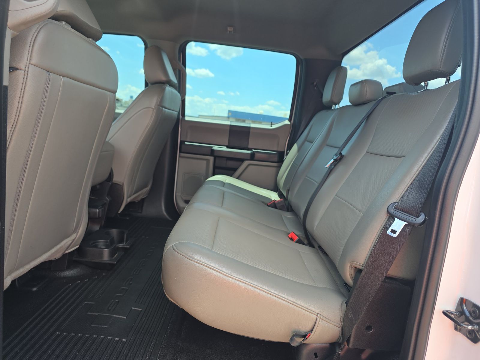 FORD F-250 - 8