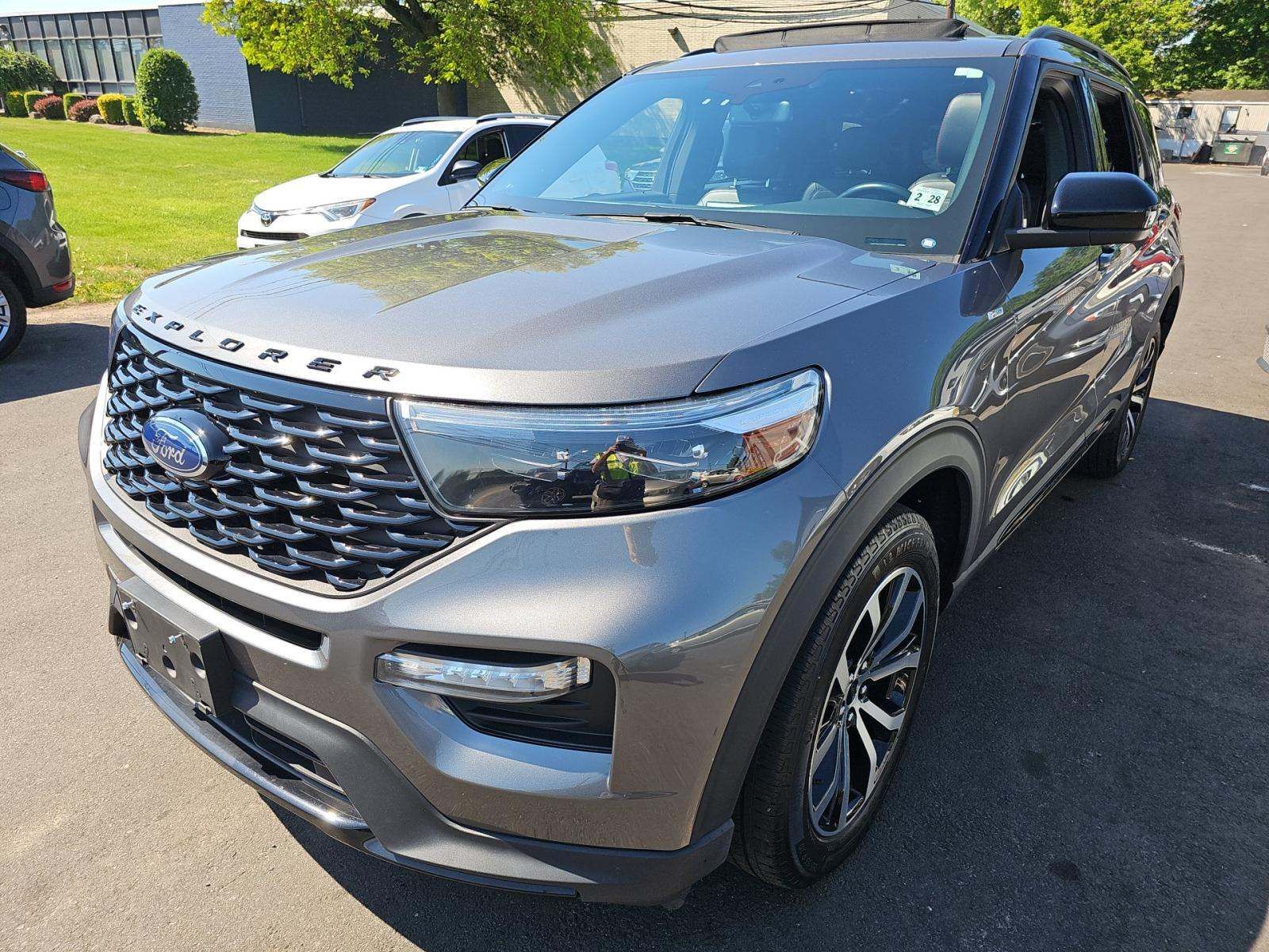 FORD EXPLORER - 1