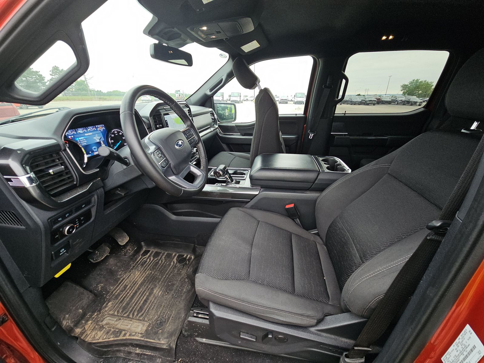 FORD F-150 - 8