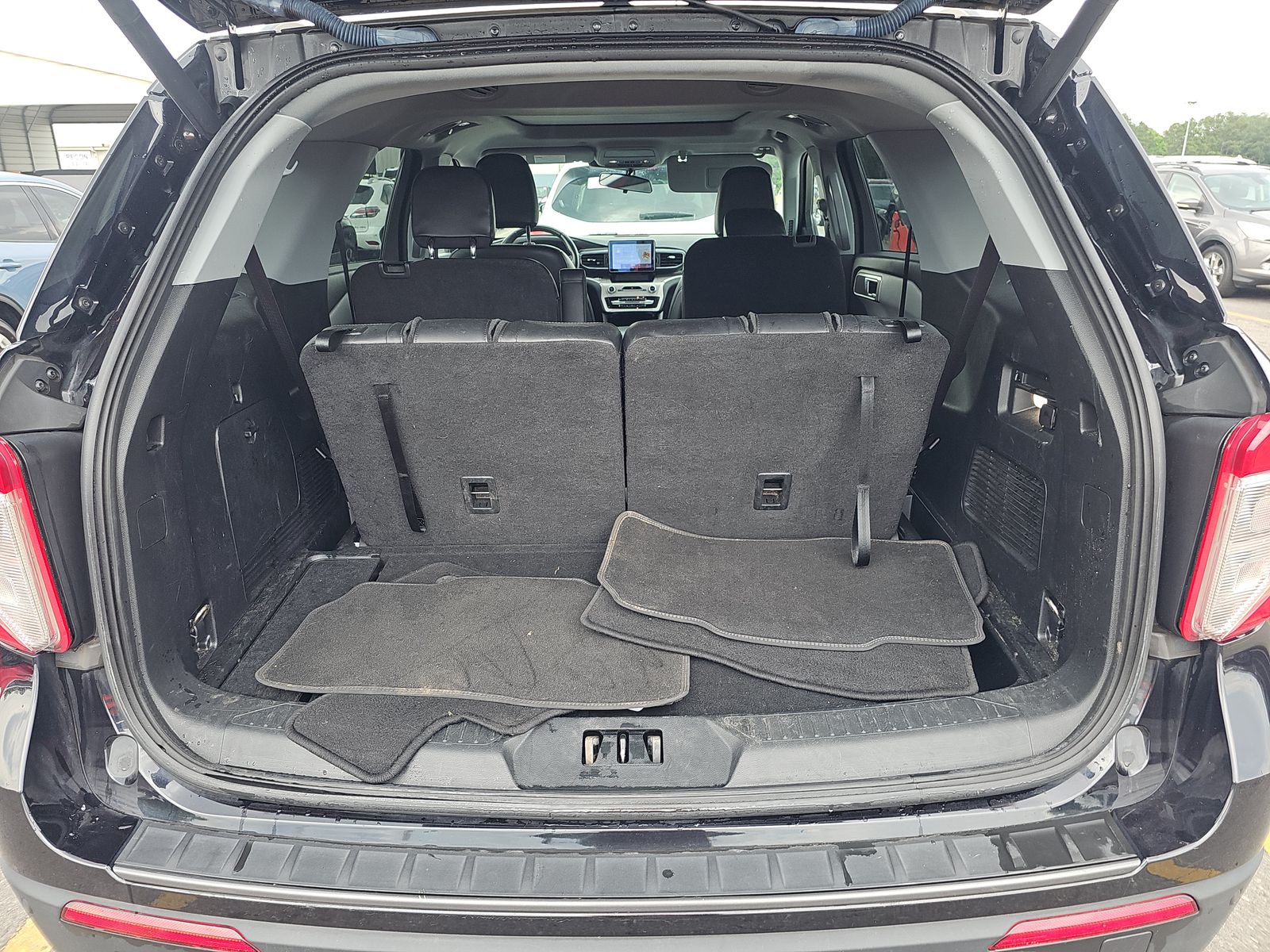 2022 Ford Explorer XLT AWD