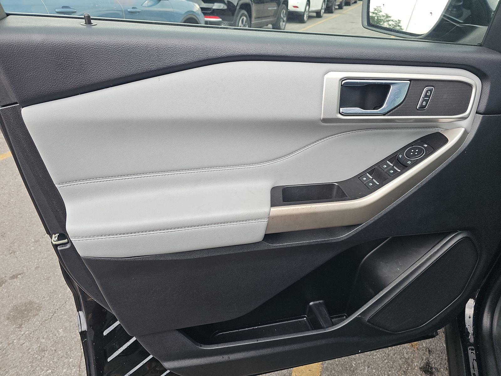 2022 Ford Explorer XLT AWD