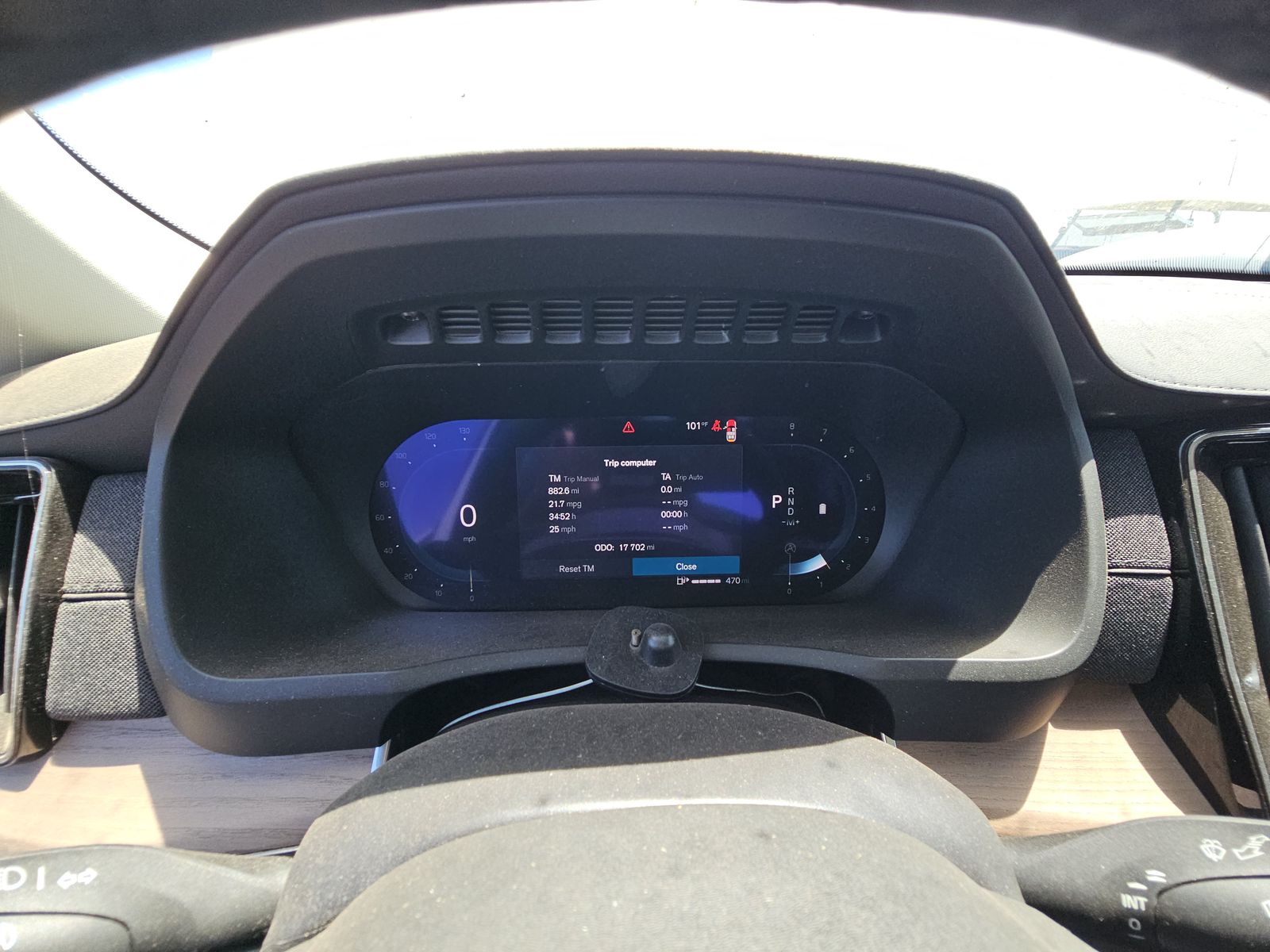 2025 Volvo XC90 B6 Plus AWD