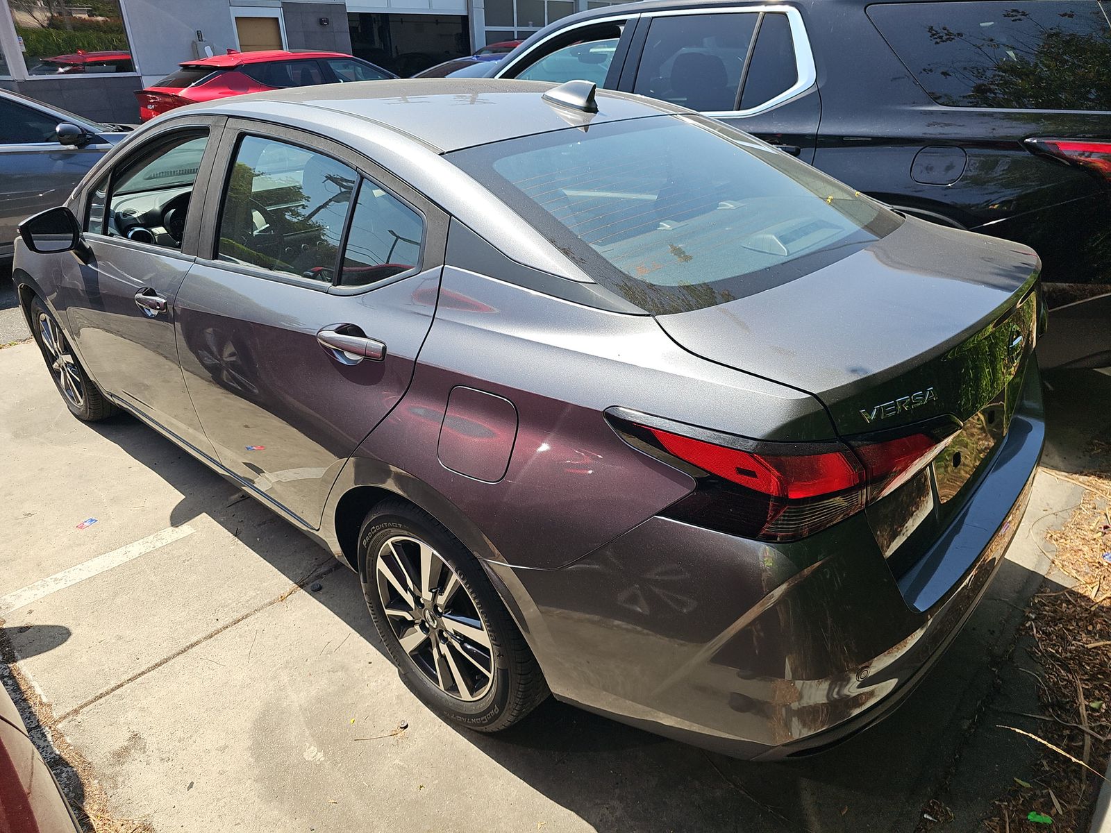 NISSAN VERSA - 7