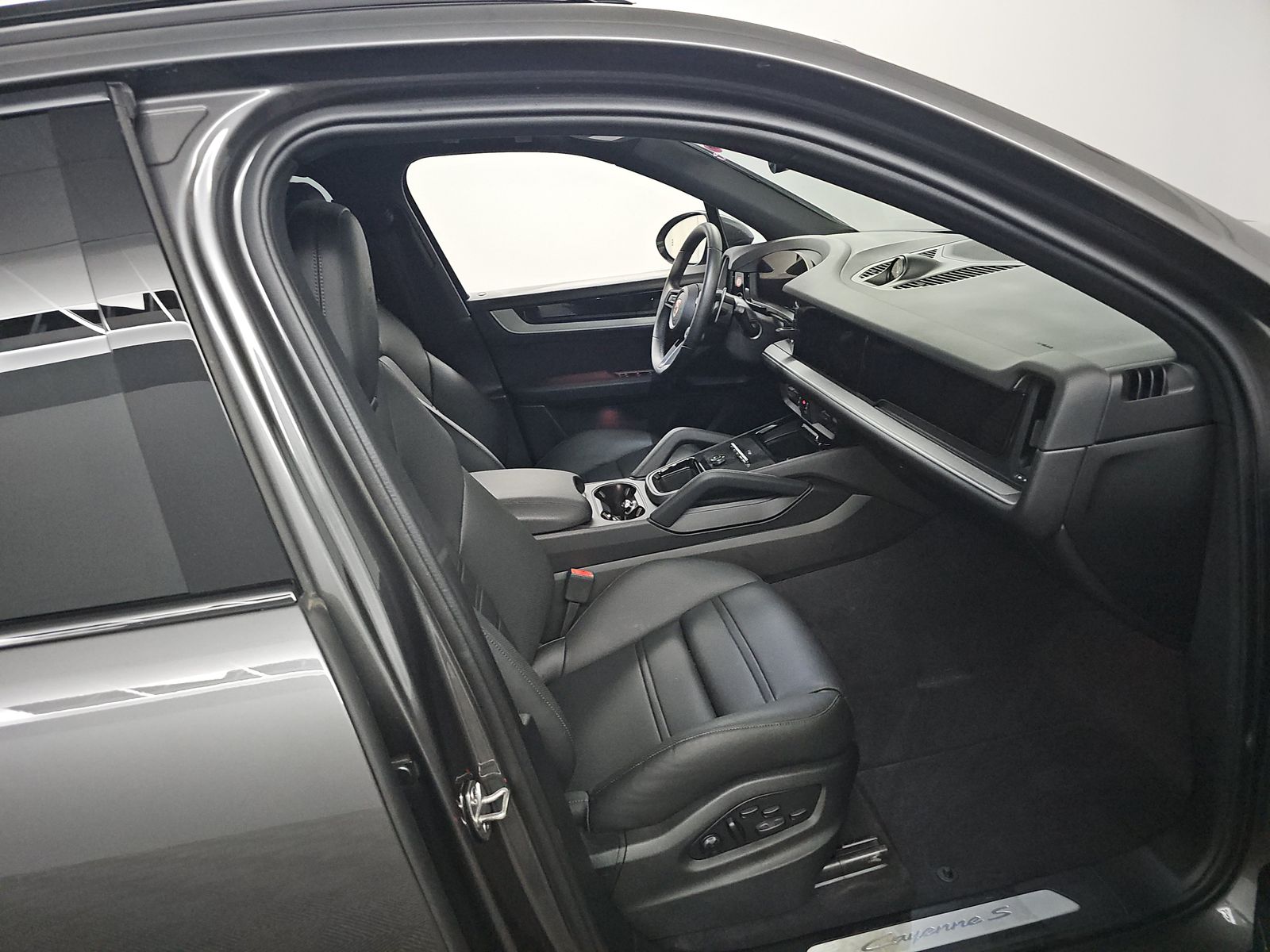 PORSCHE CAYENNE - 9