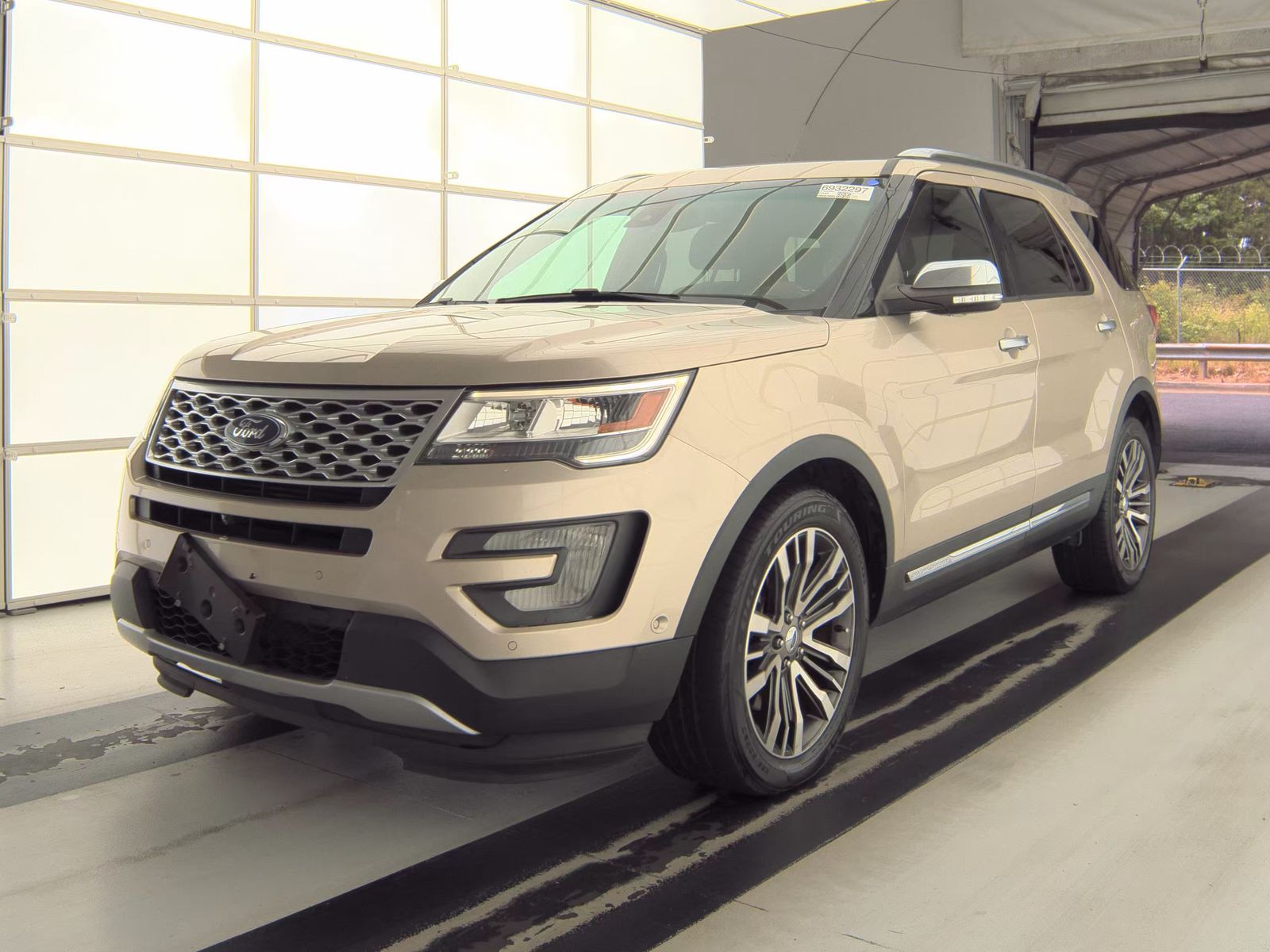 FORD EXPLORER - 1