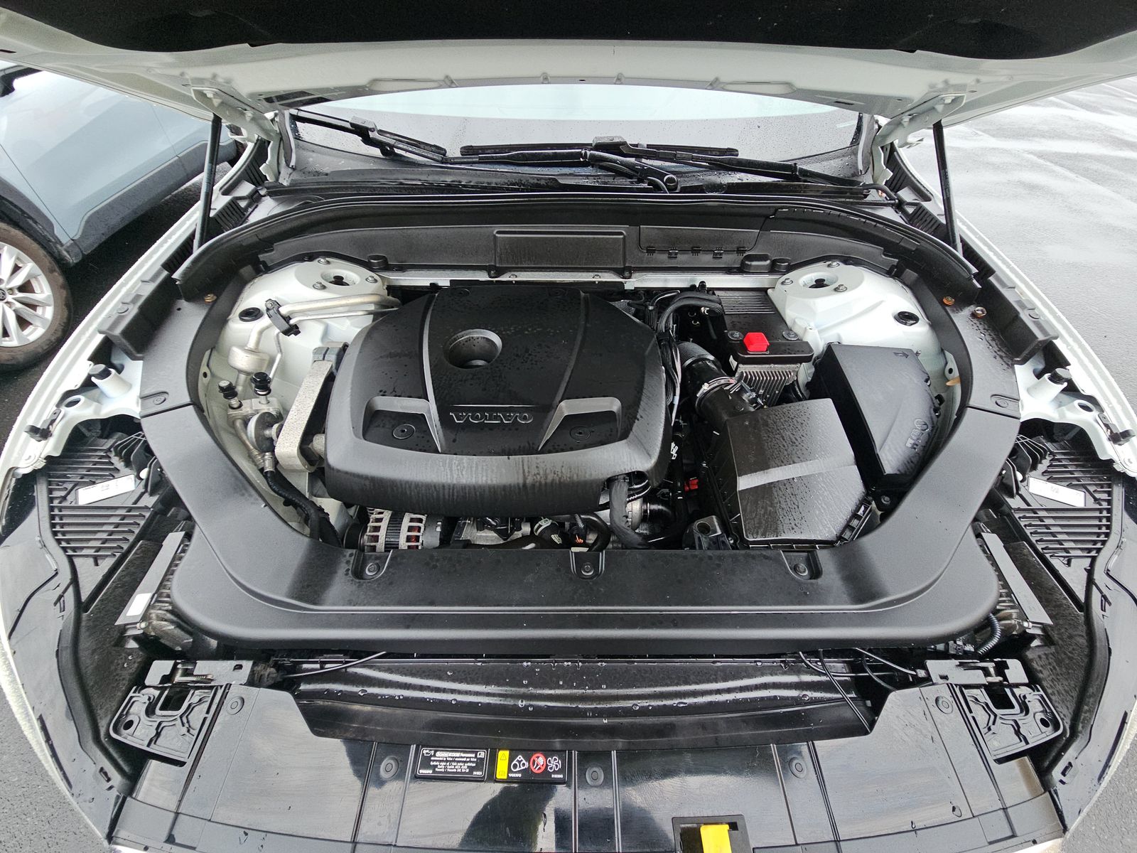 2018 Volvo XC60 T5 Momentum AWD