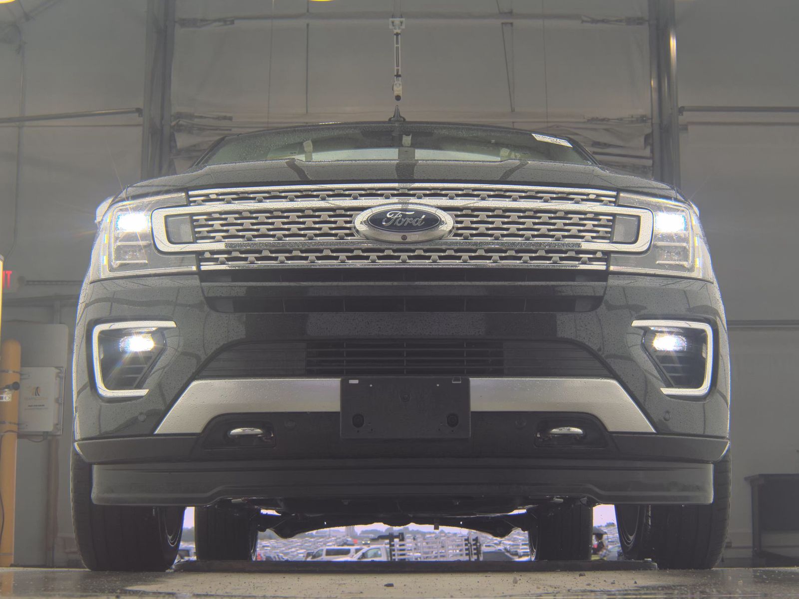 FORD EXPEDITION MAX - 4