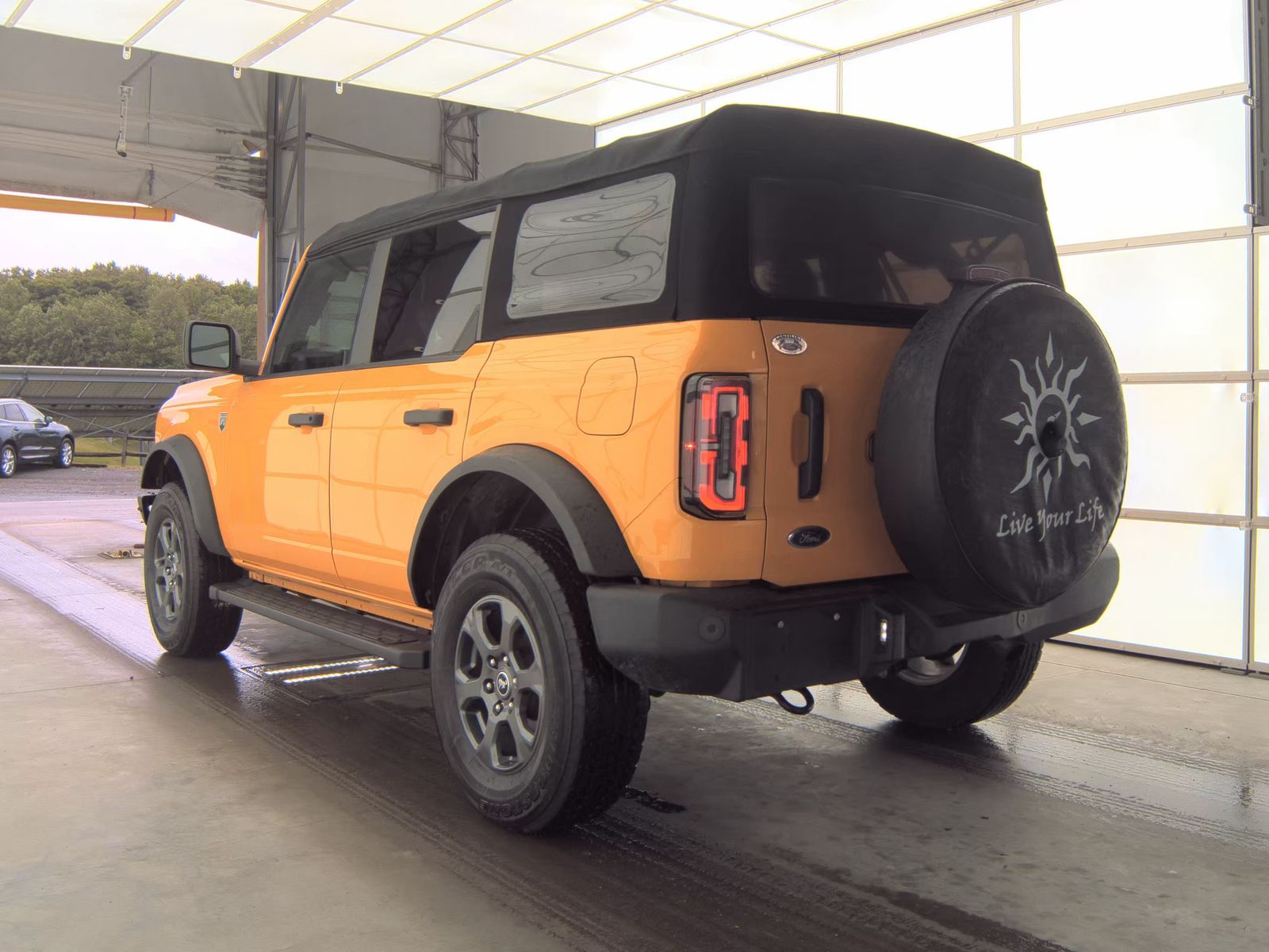 FORD BRONCO - 9