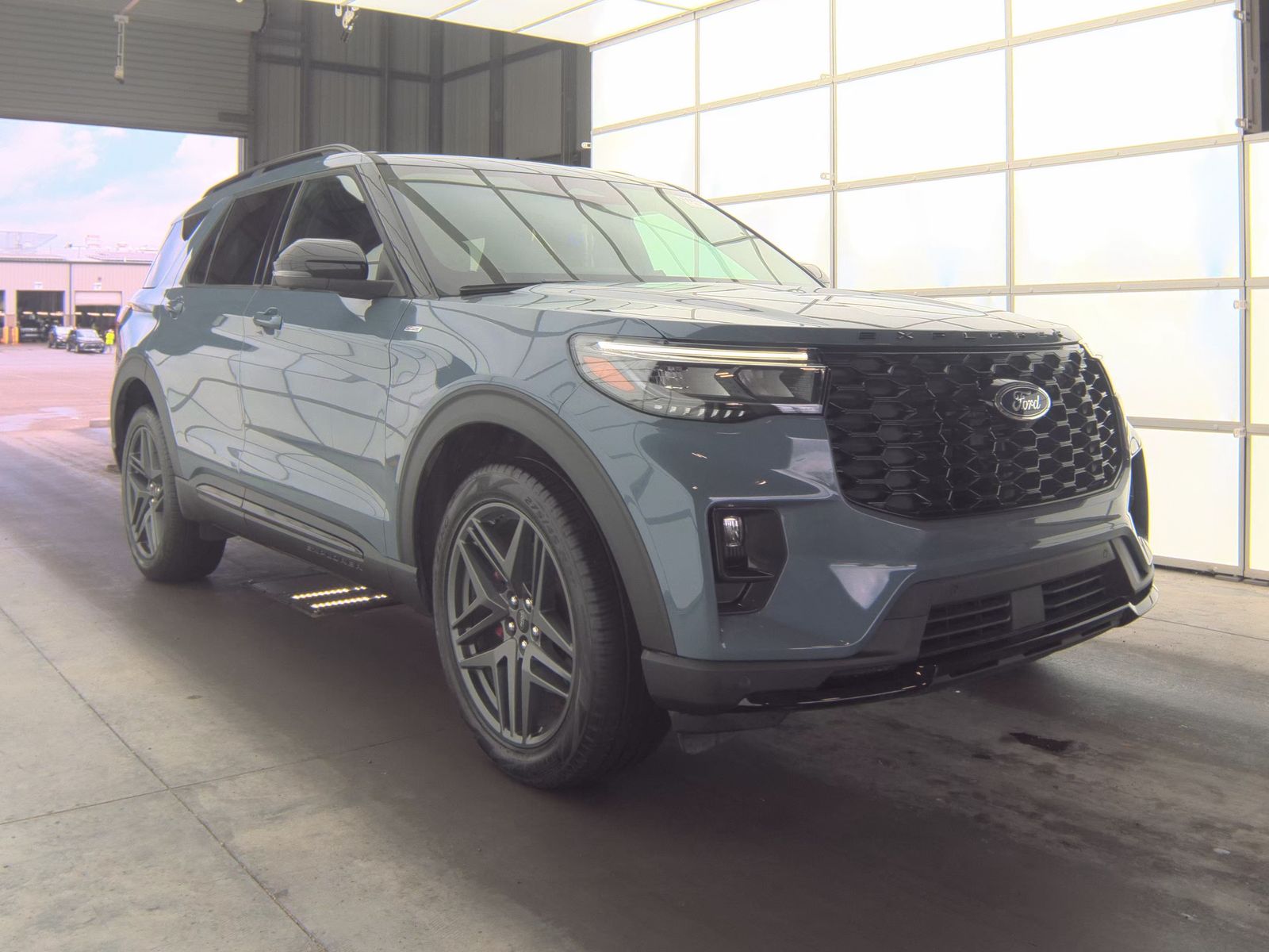 FORD EXPLORER - 5