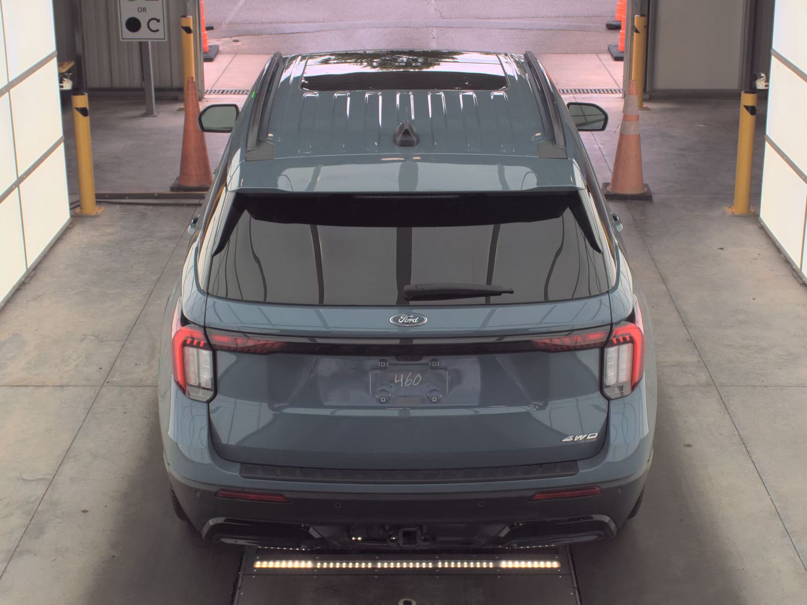 FORD EXPLORER - 7