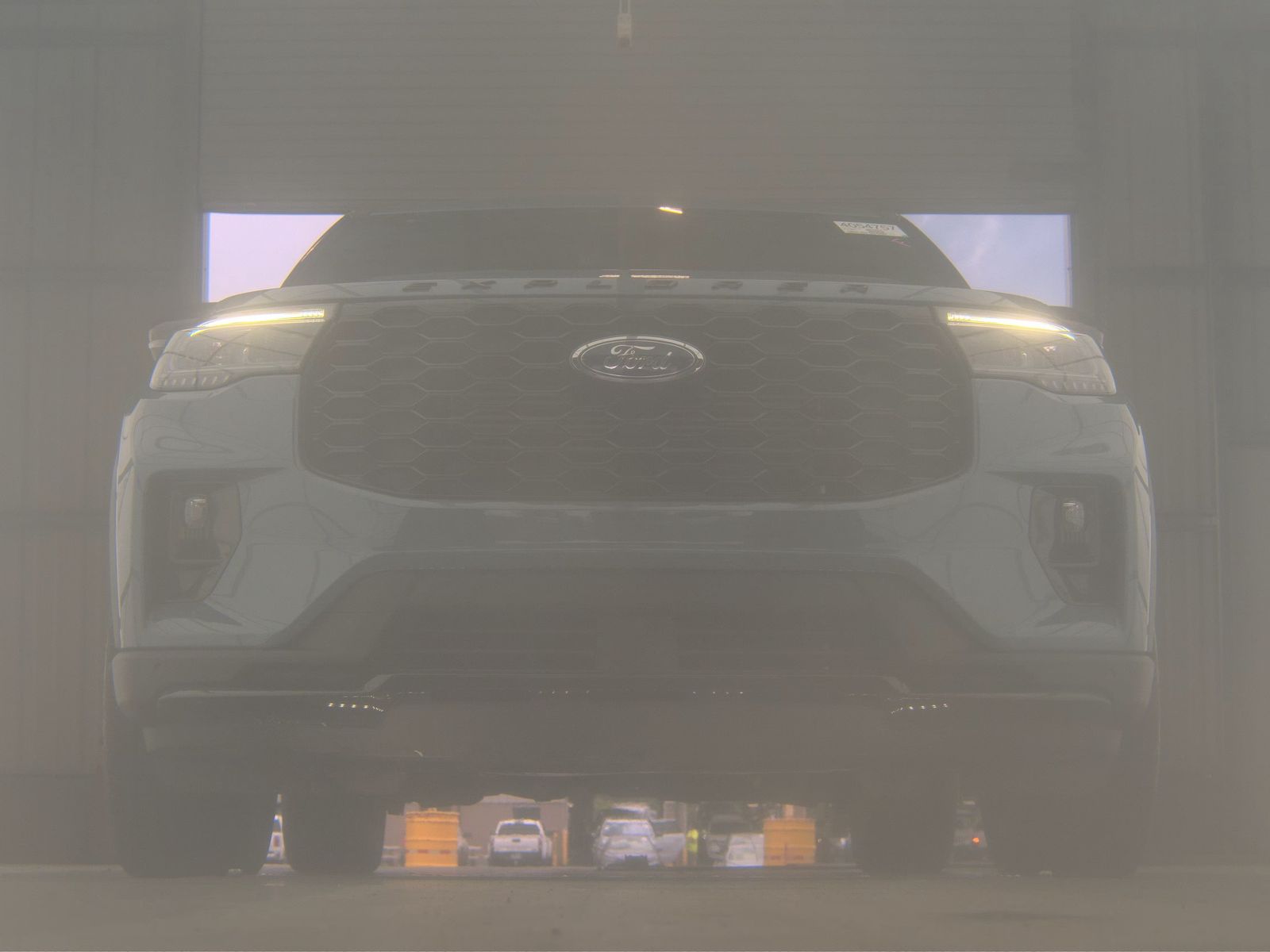 FORD EXPLORER - 4
