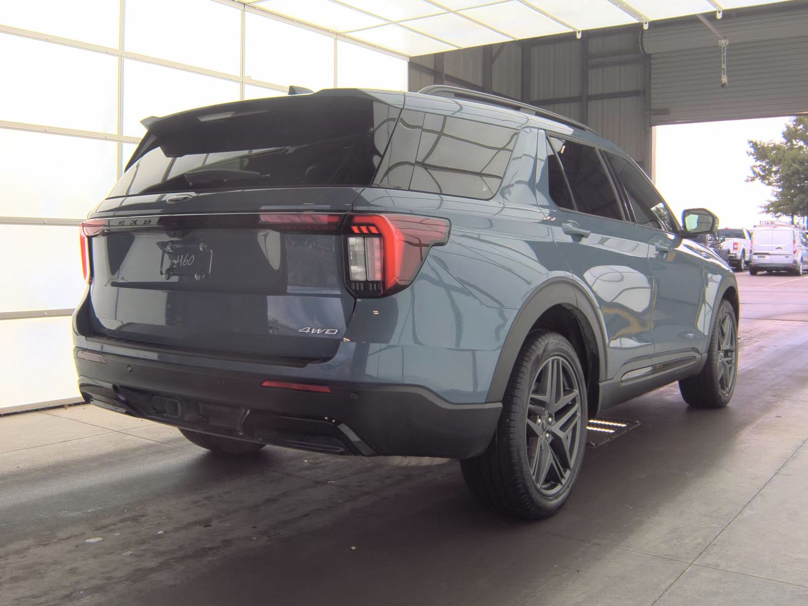 FORD EXPLORER - 6
