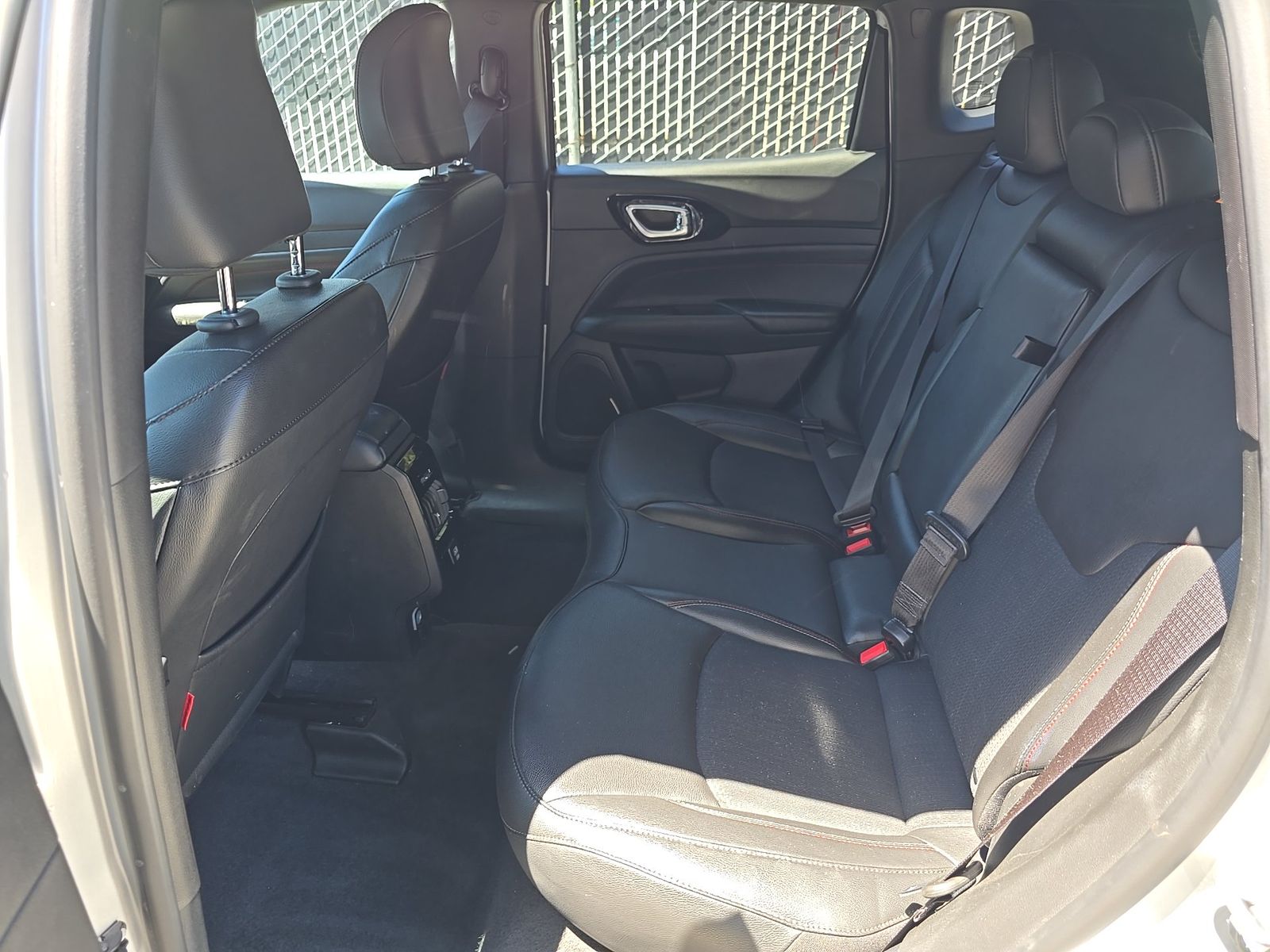 2025 Jeep Compass Trailhawk AWD