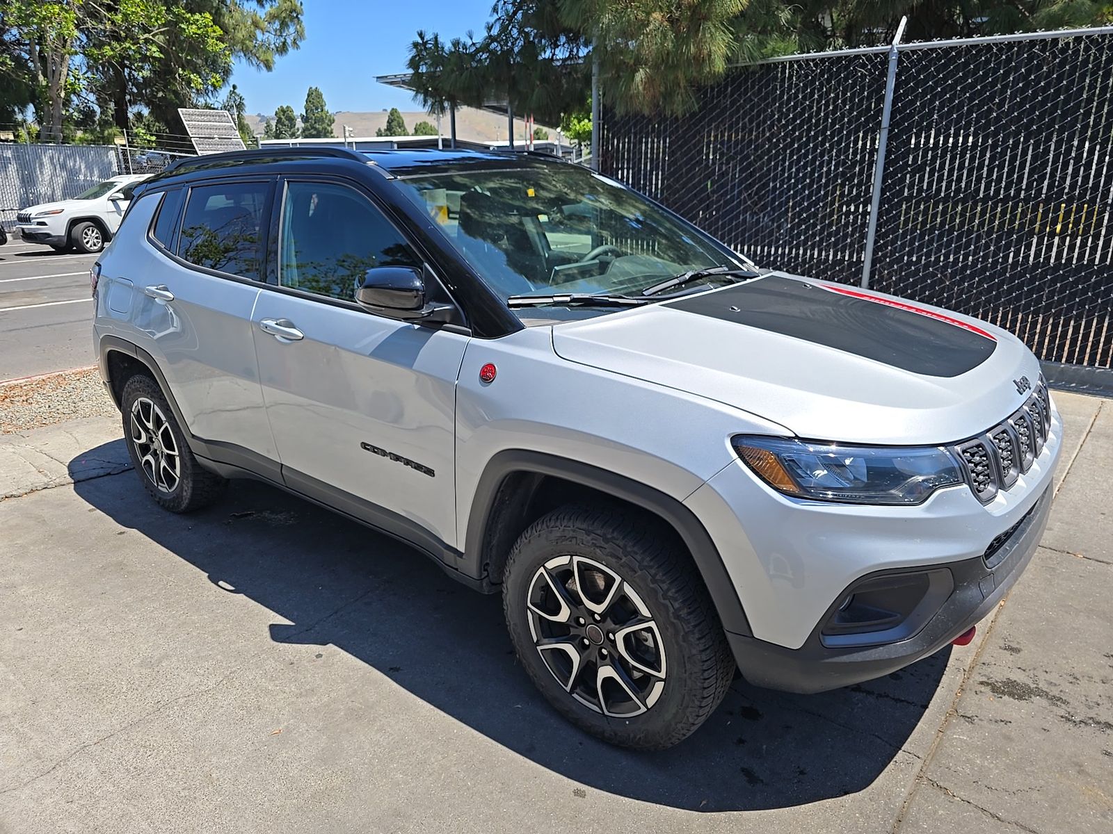 2025 Jeep Compass Trailhawk AWD