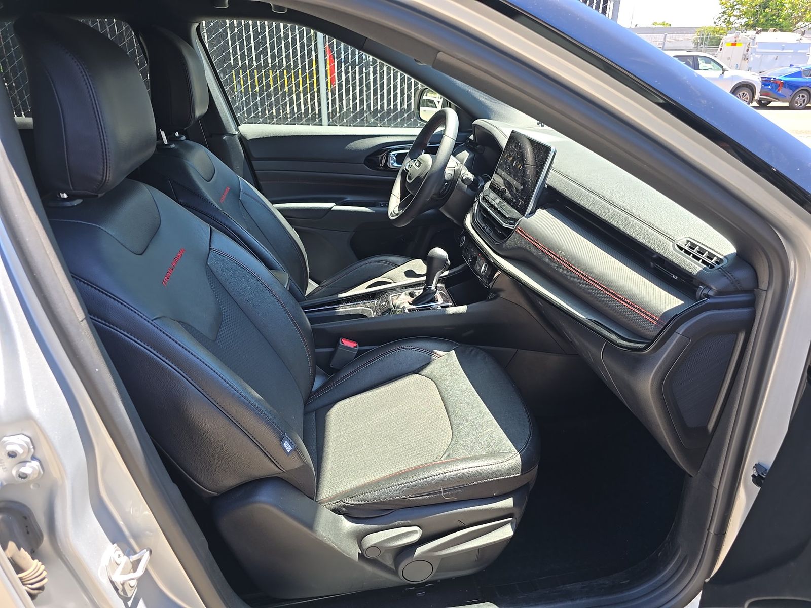 2025 Jeep Compass Trailhawk AWD