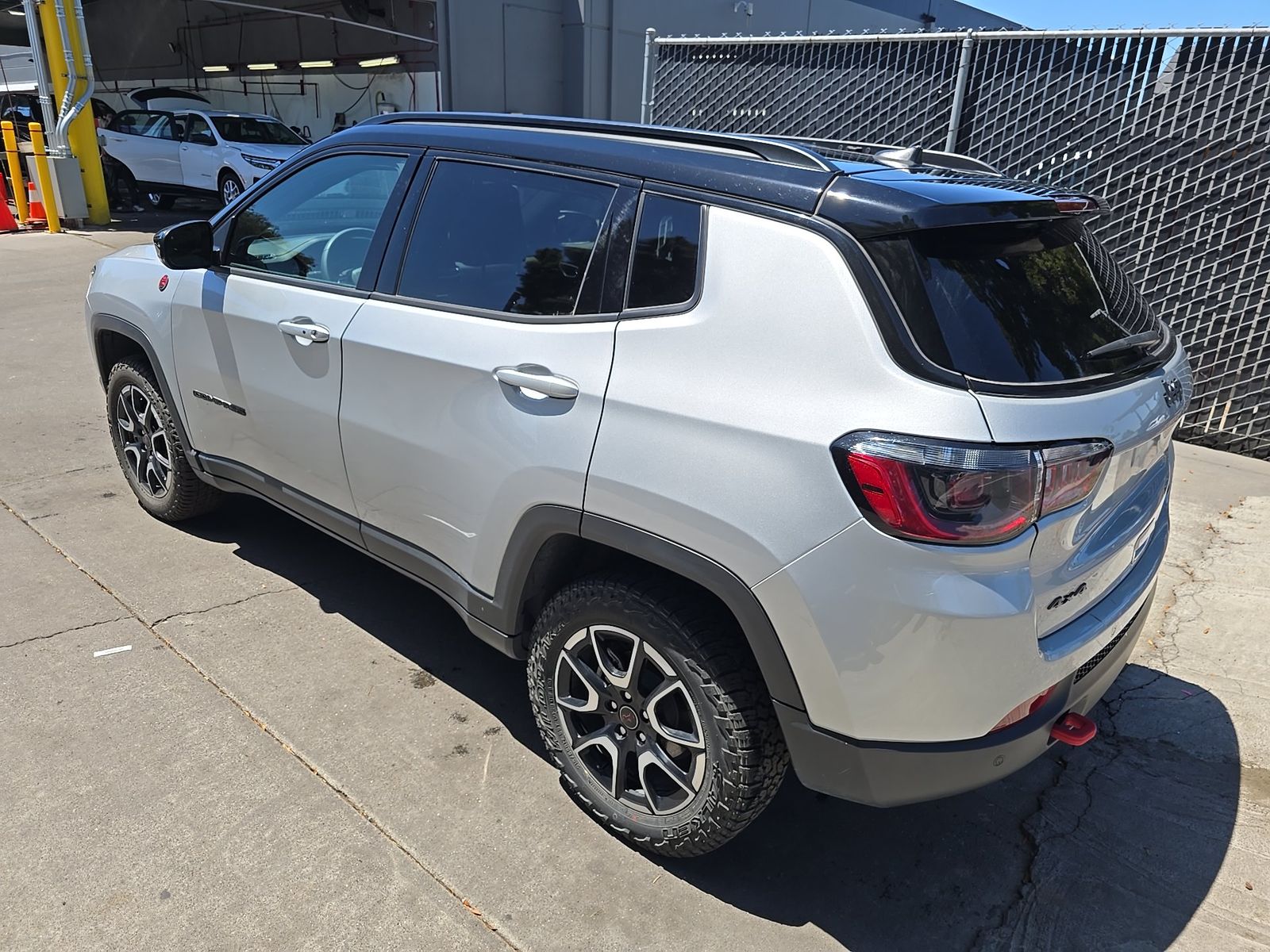 2025 Jeep Compass Trailhawk AWD