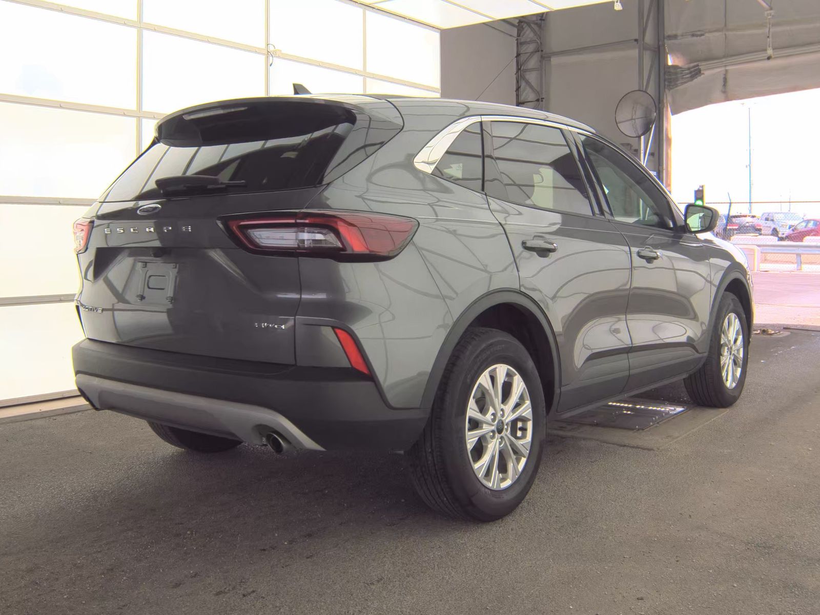 FORD ESCAPE - 6