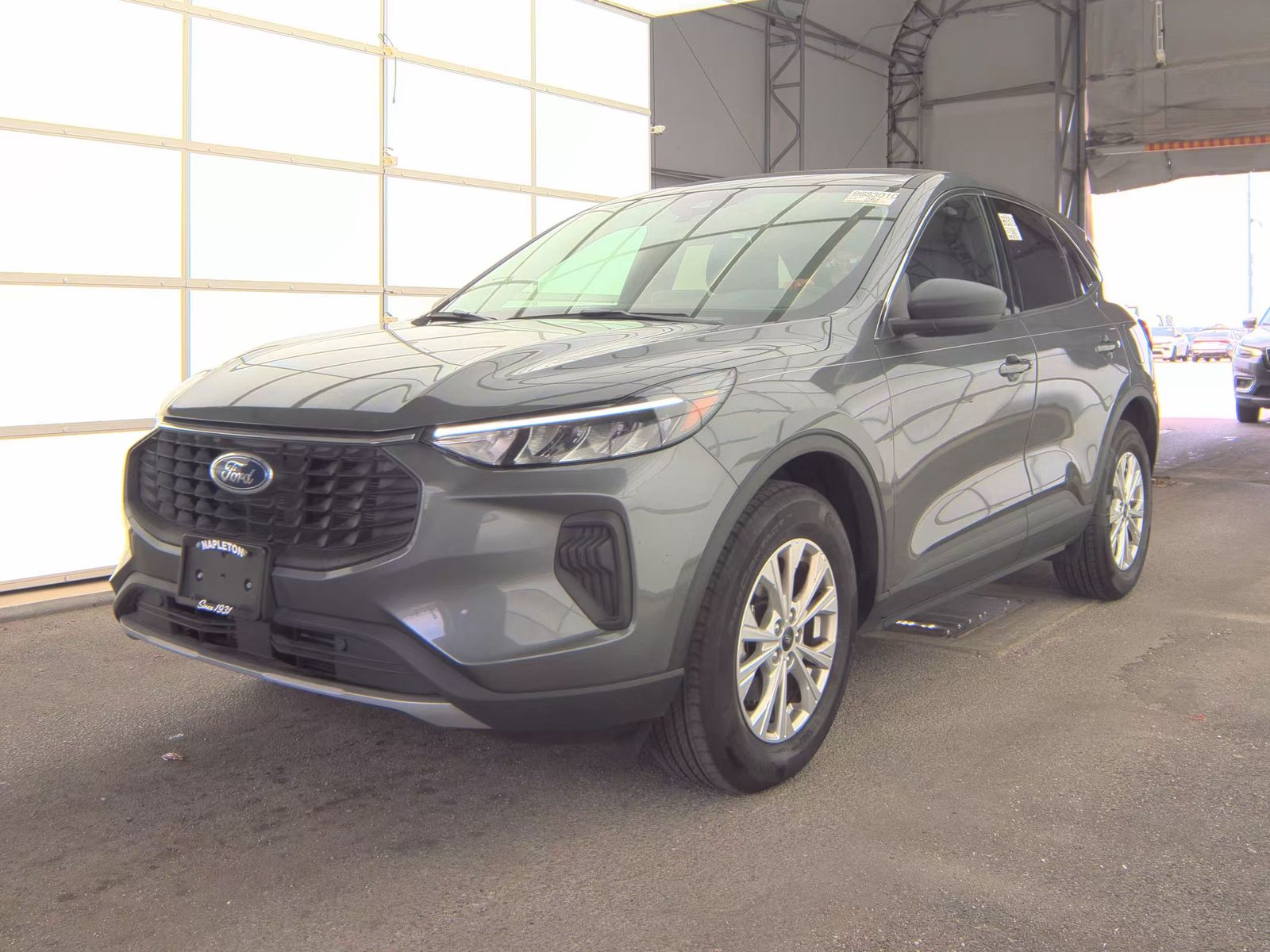 FORD ESCAPE - 1