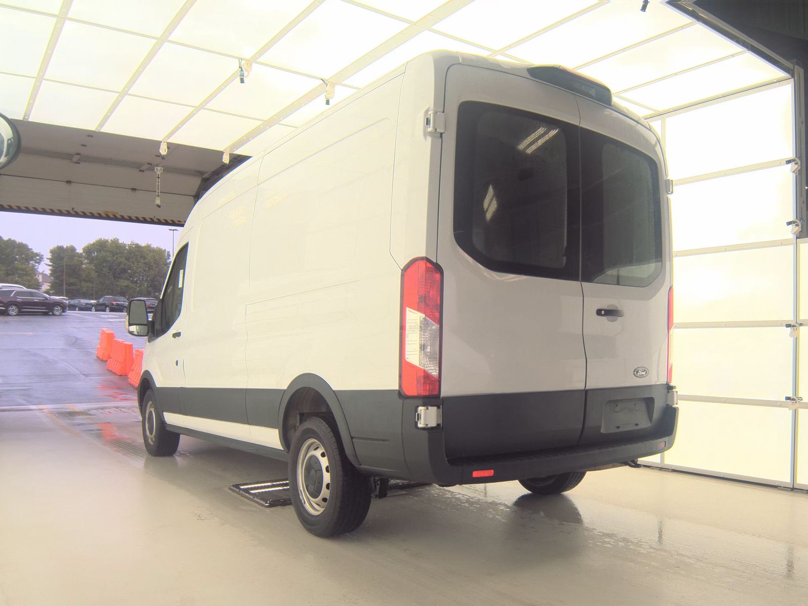 FORD TRANSIT 250 - 7