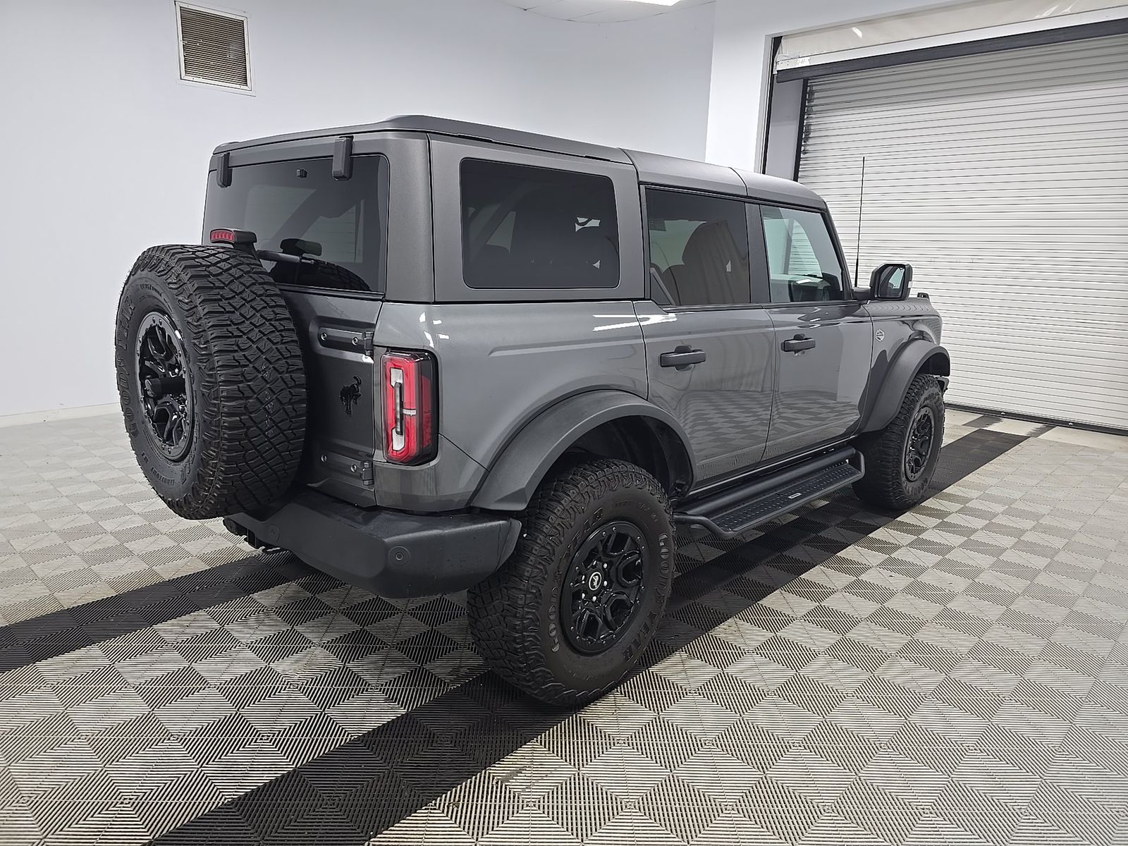 FORD BRONCO - 5