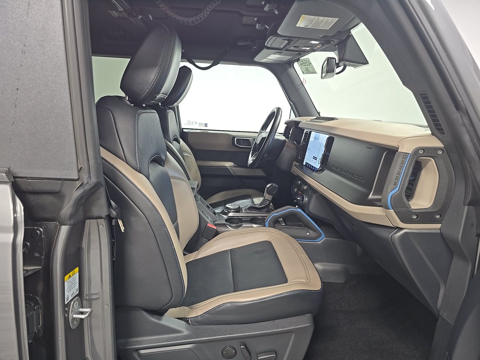 FORD BRONCO - 9
