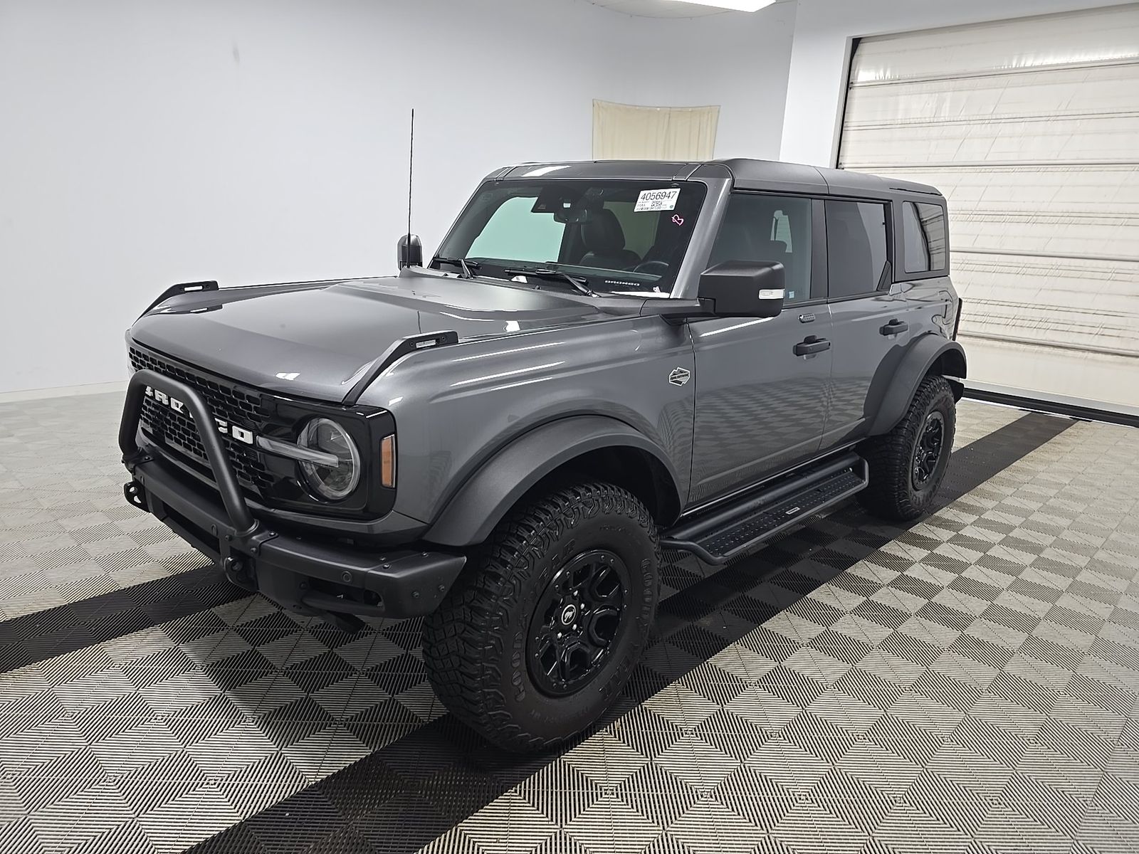 FORD BRONCO - 1