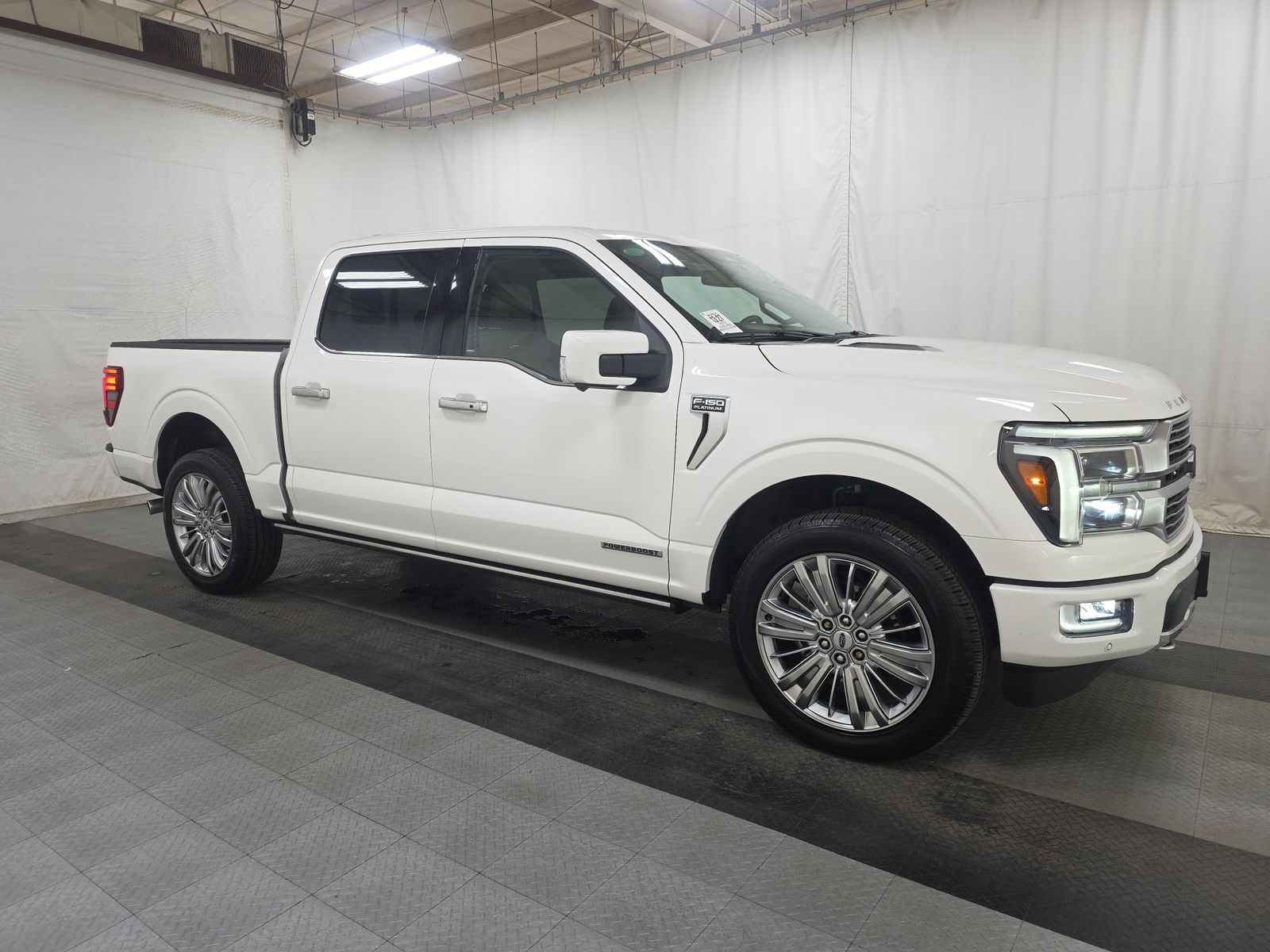 FORD F-150 - 4