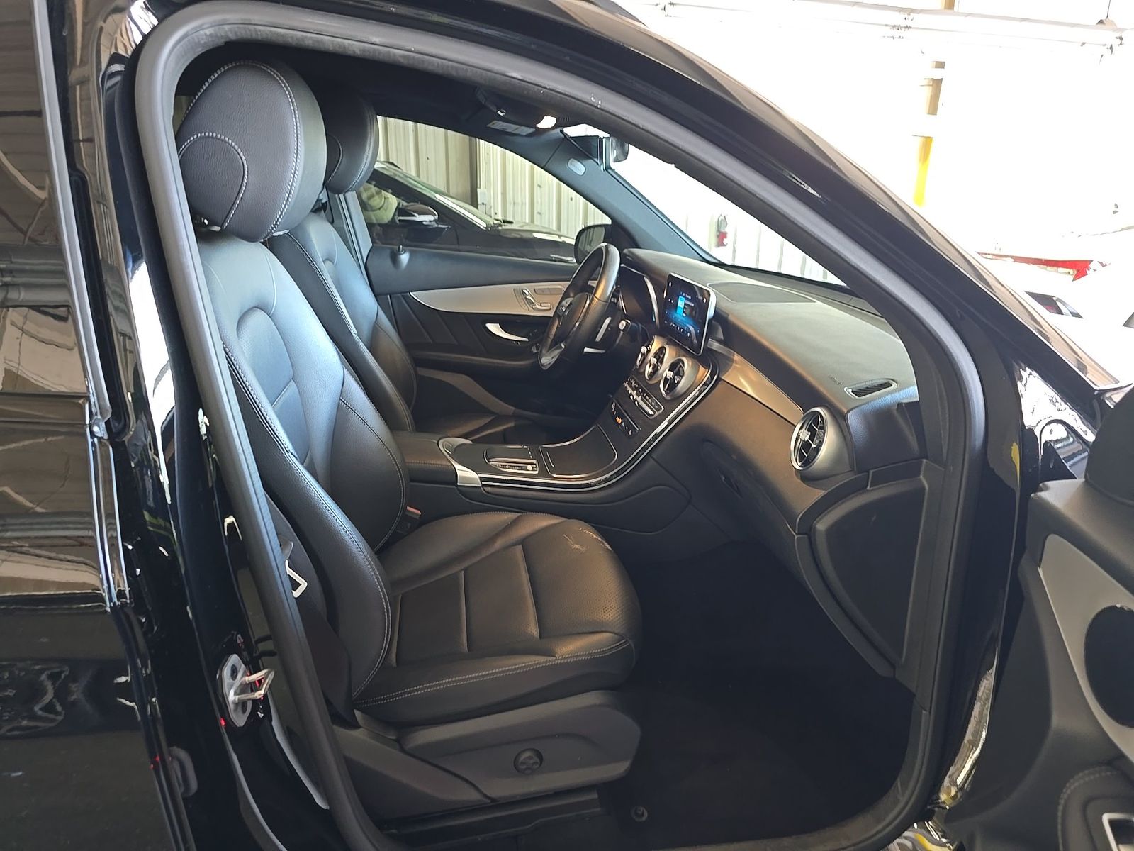 2022 Mercedes-Benz GLC GLC 300 RWD