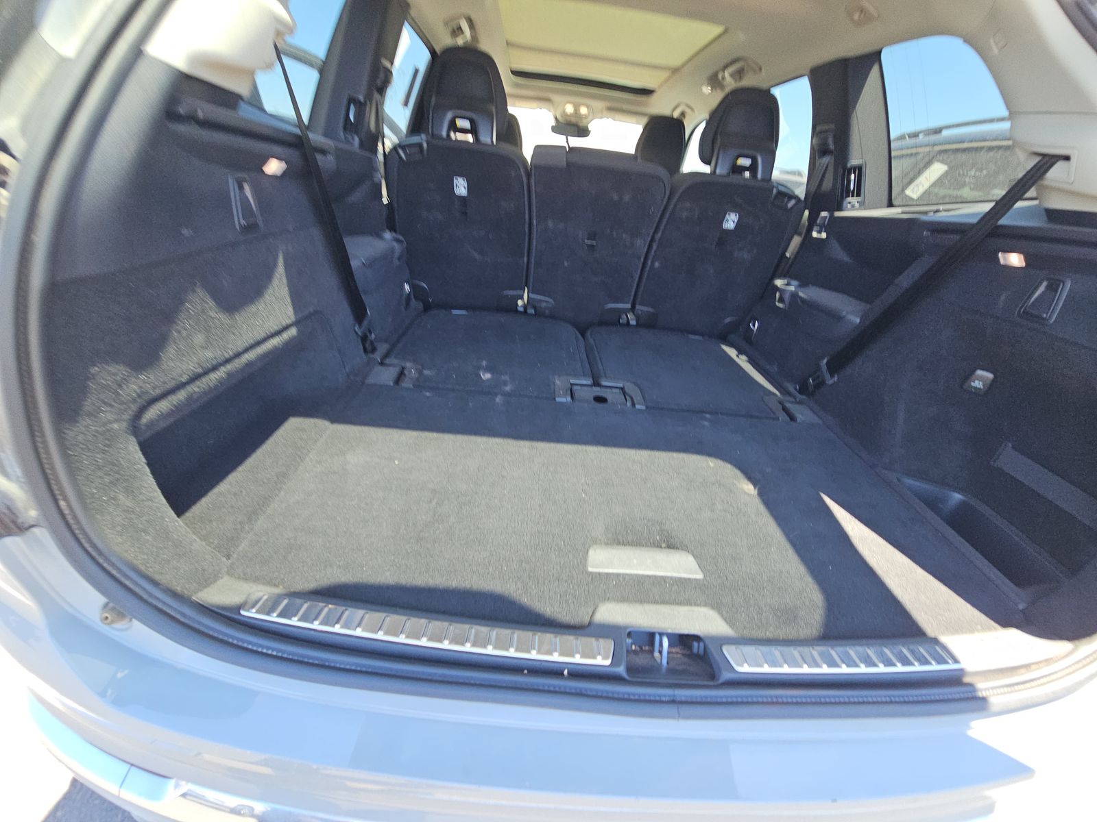2025 Volvo XC90 B6 Plus AWD