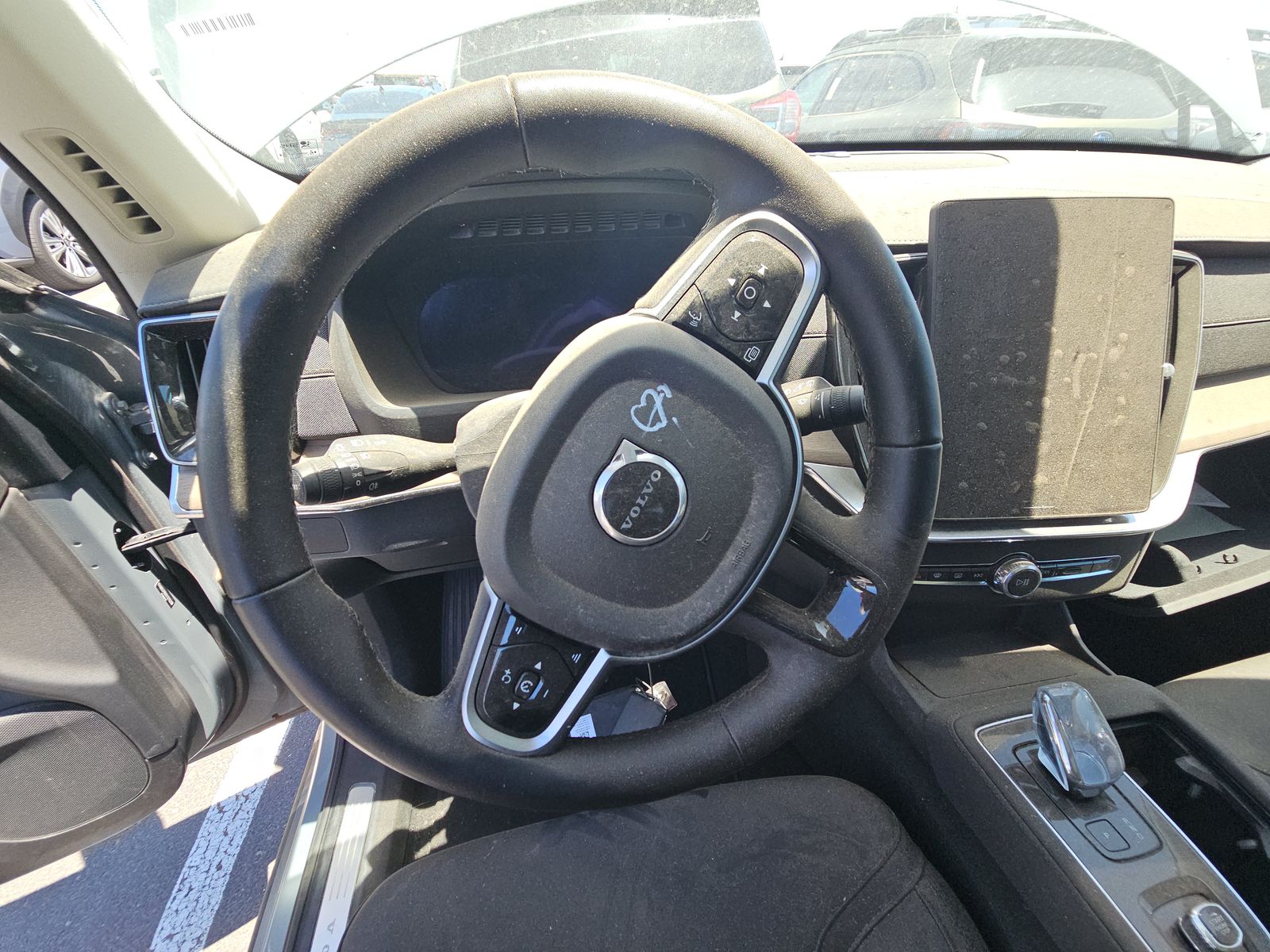 2025 Volvo XC90 B6 Plus AWD