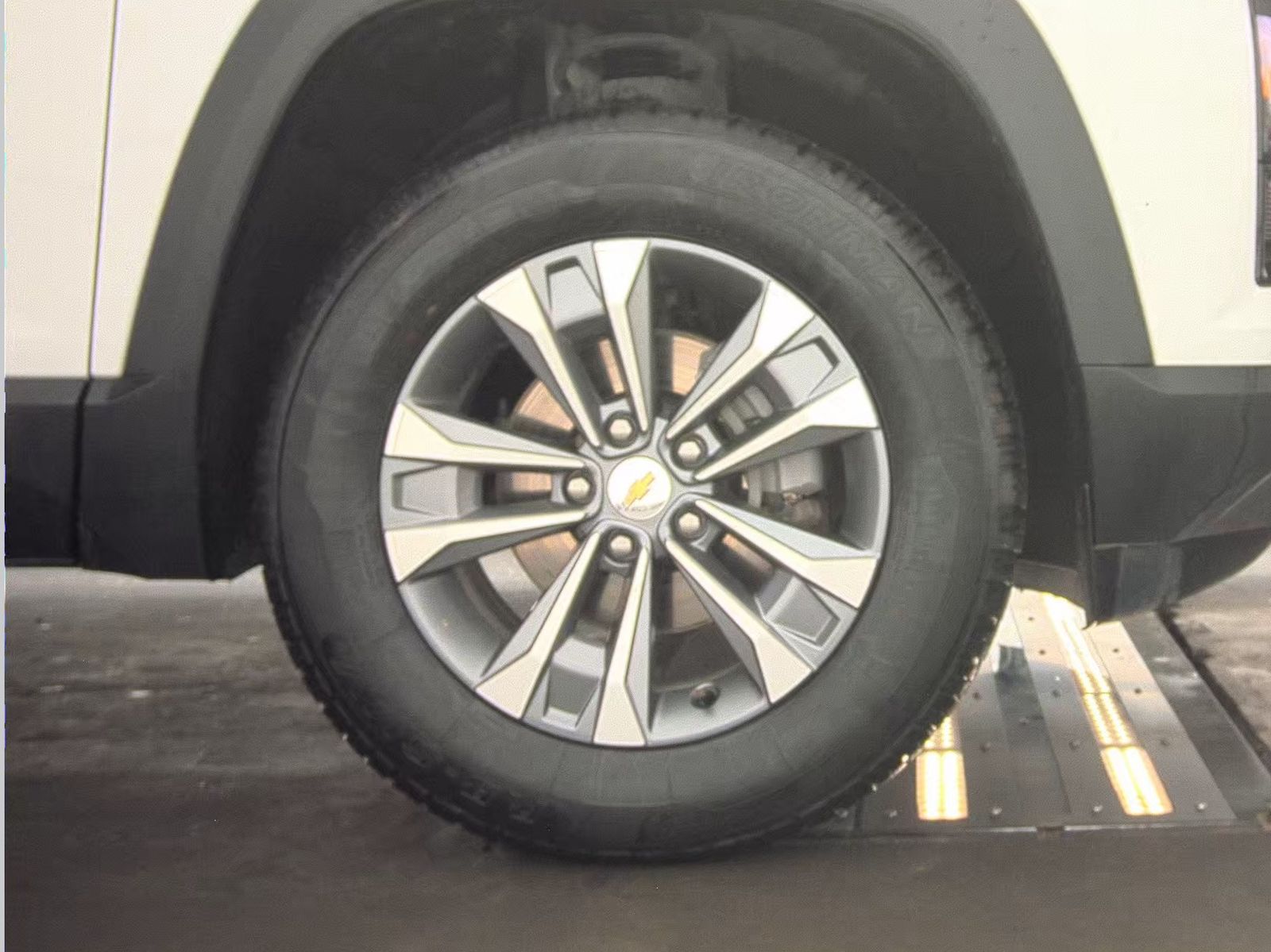 2025 Chevrolet Equinox LT FWD