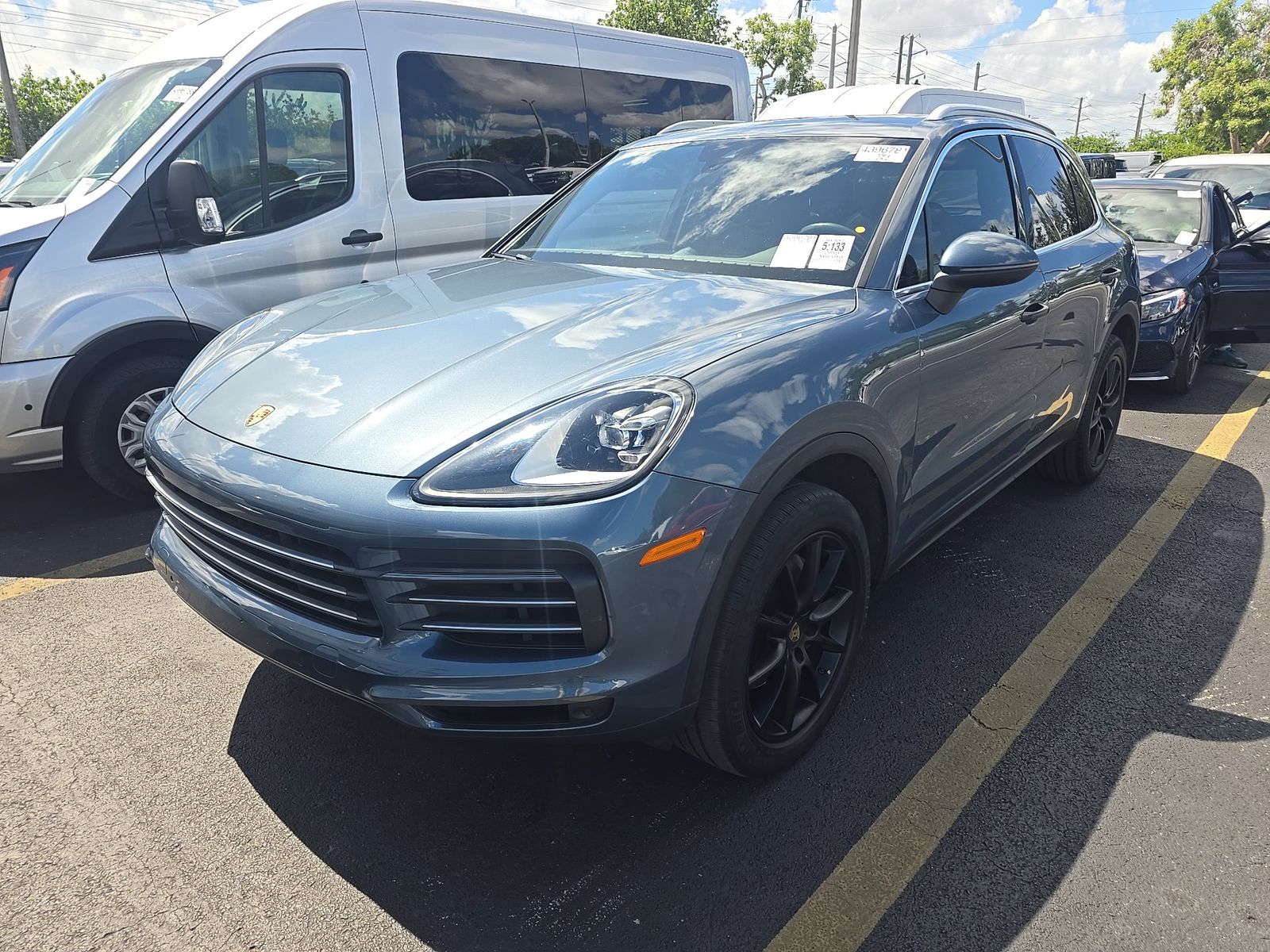 PORSCHE CAYENNE - 1