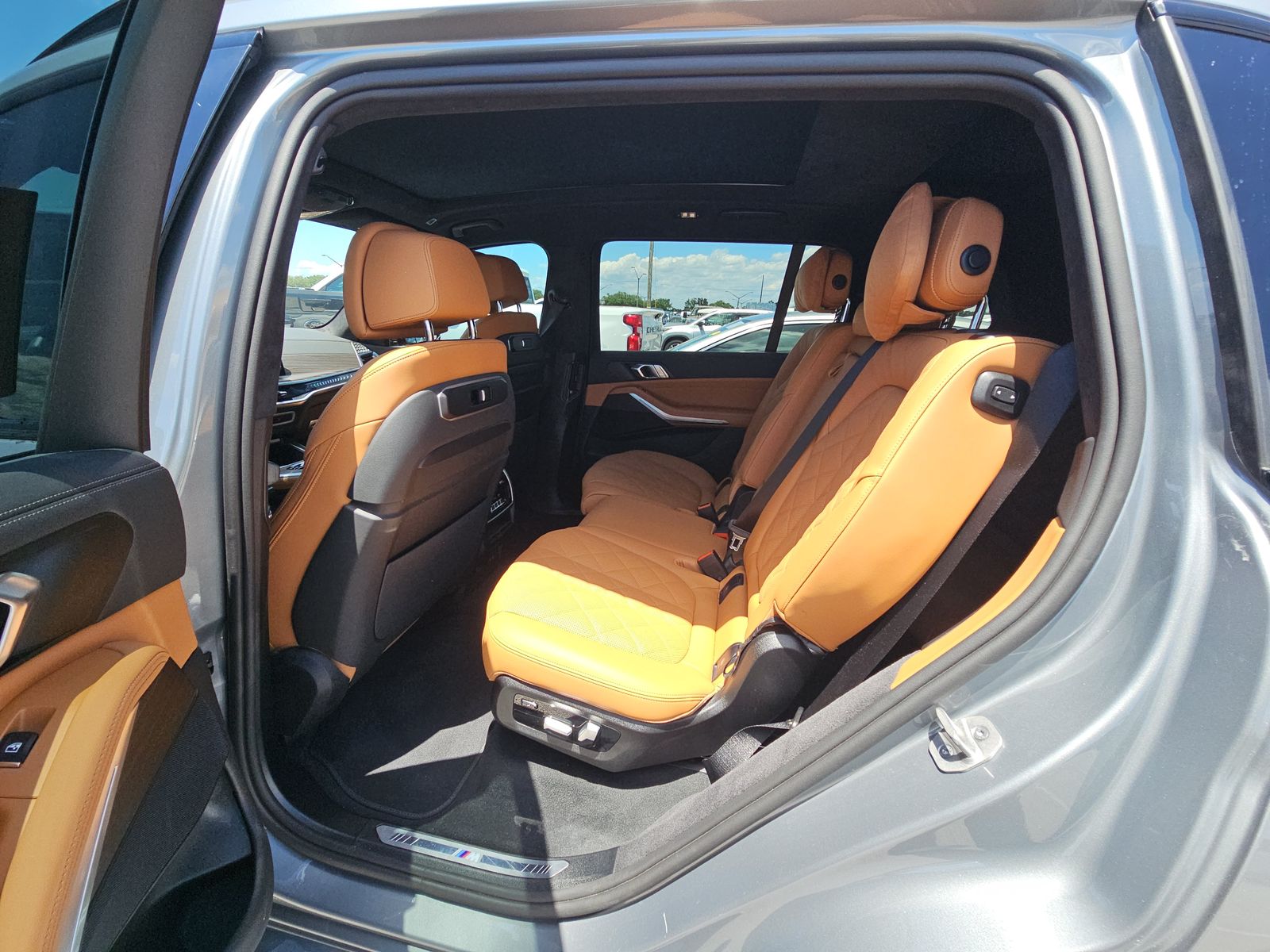 2026 BMW X7 xDrive40i AWD
