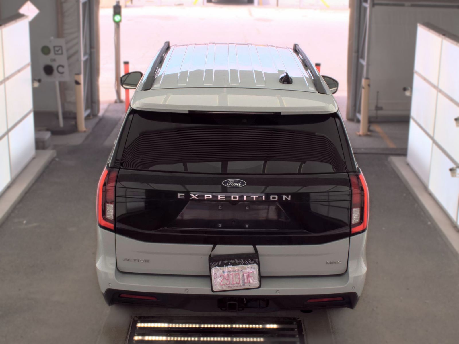 FORD EXPEDITION MAX - 7