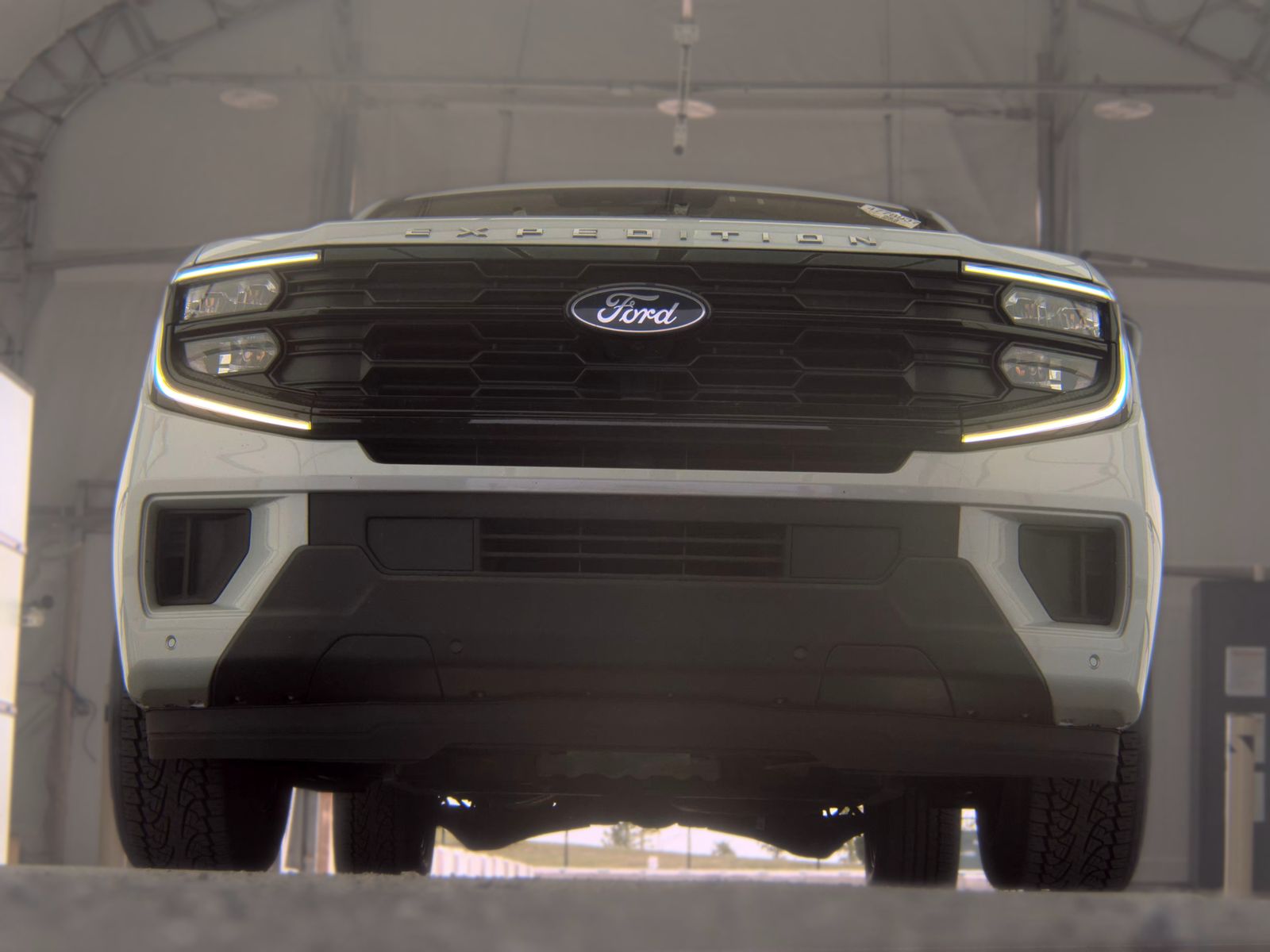FORD EXPEDITION MAX - 4