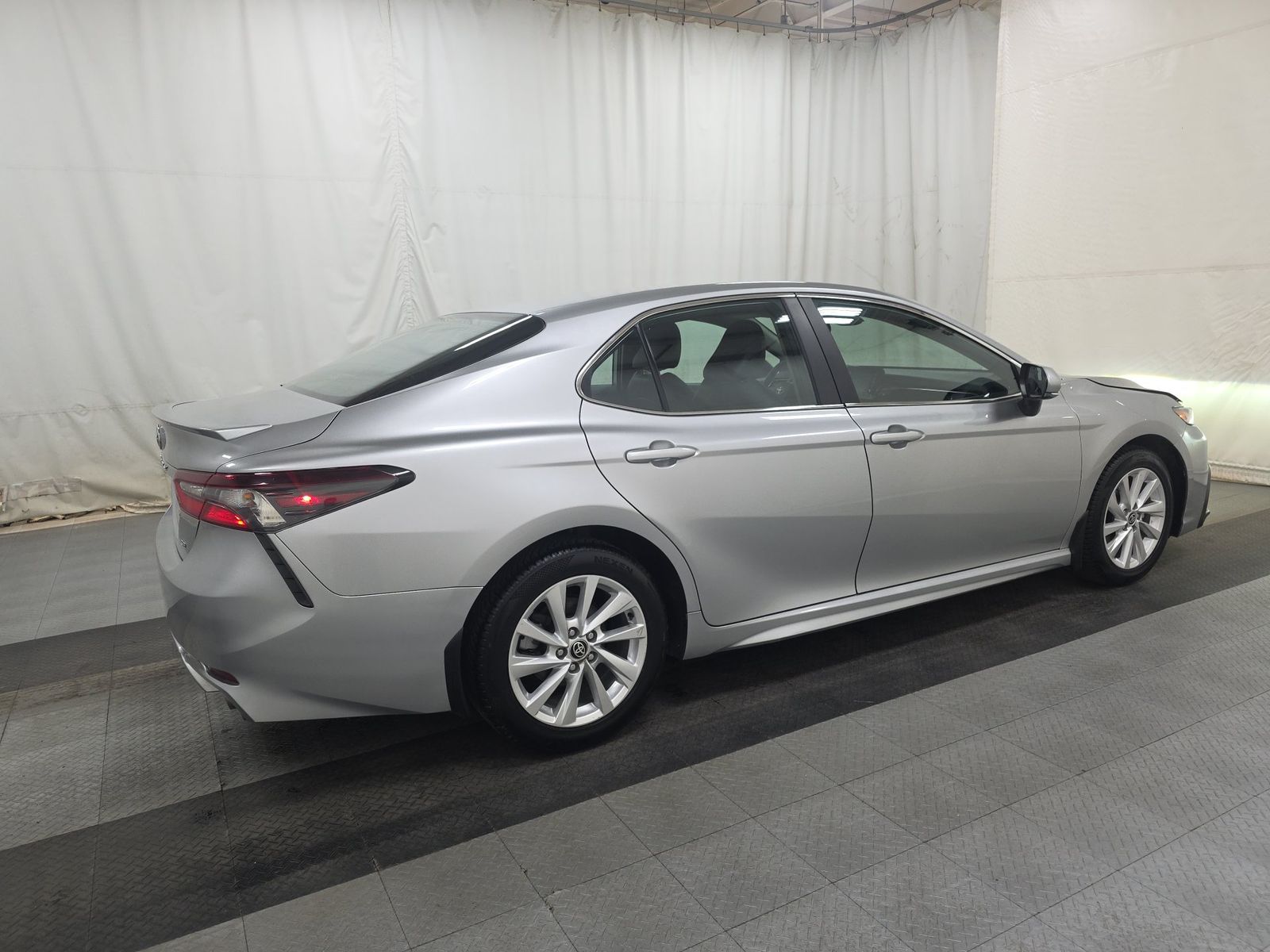 TOYOTA CAMRY - 5