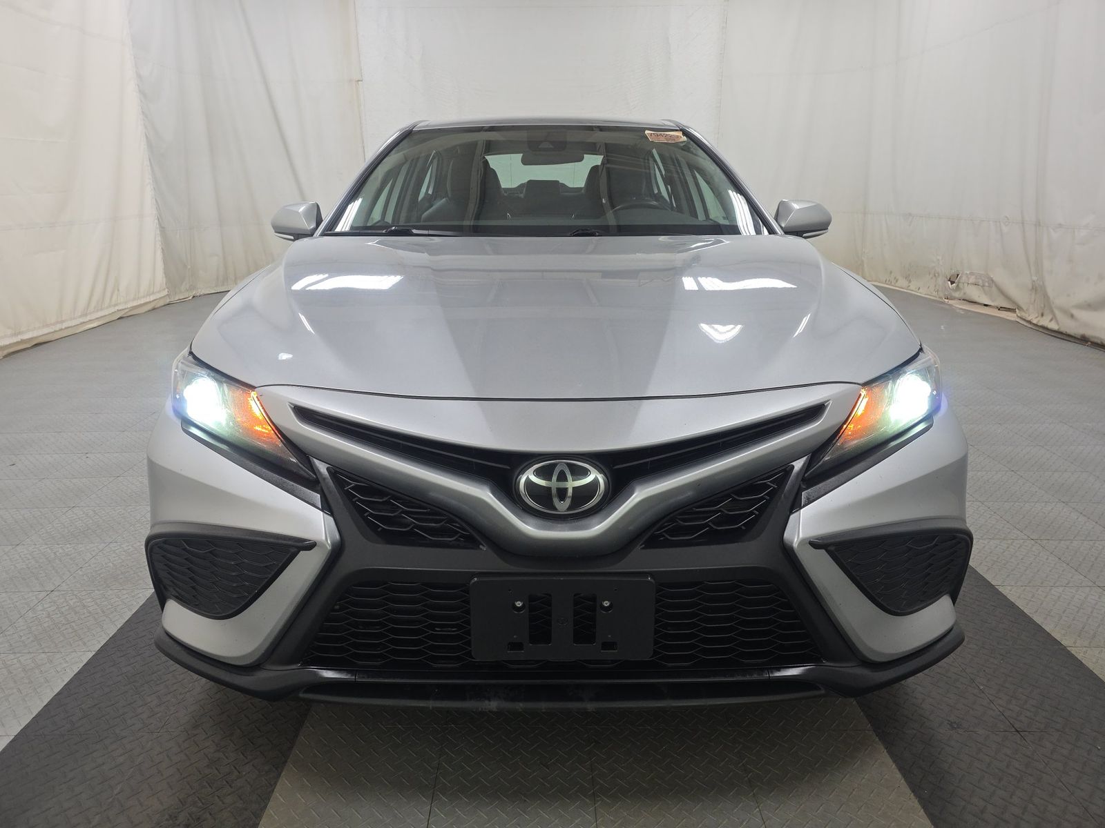 TOYOTA CAMRY - 3