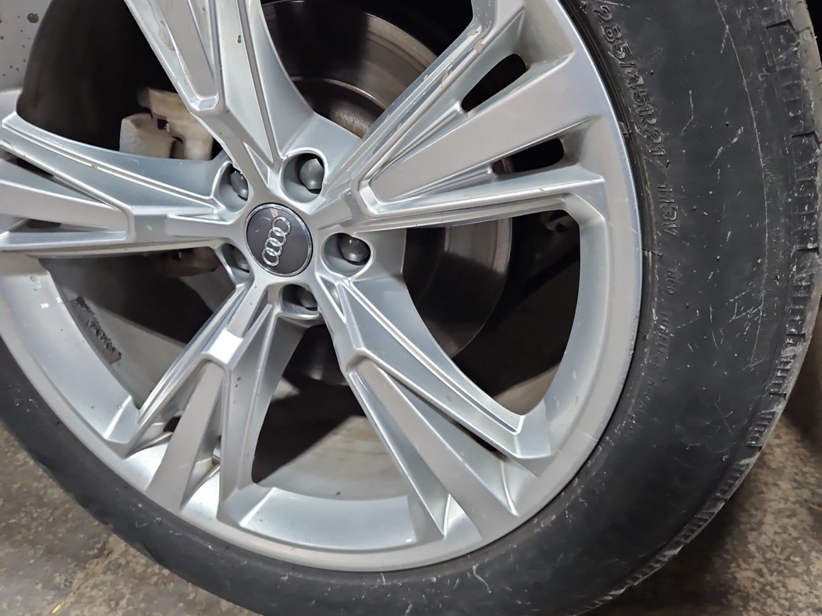 2019 Audi Q8 Premium Plus AWD