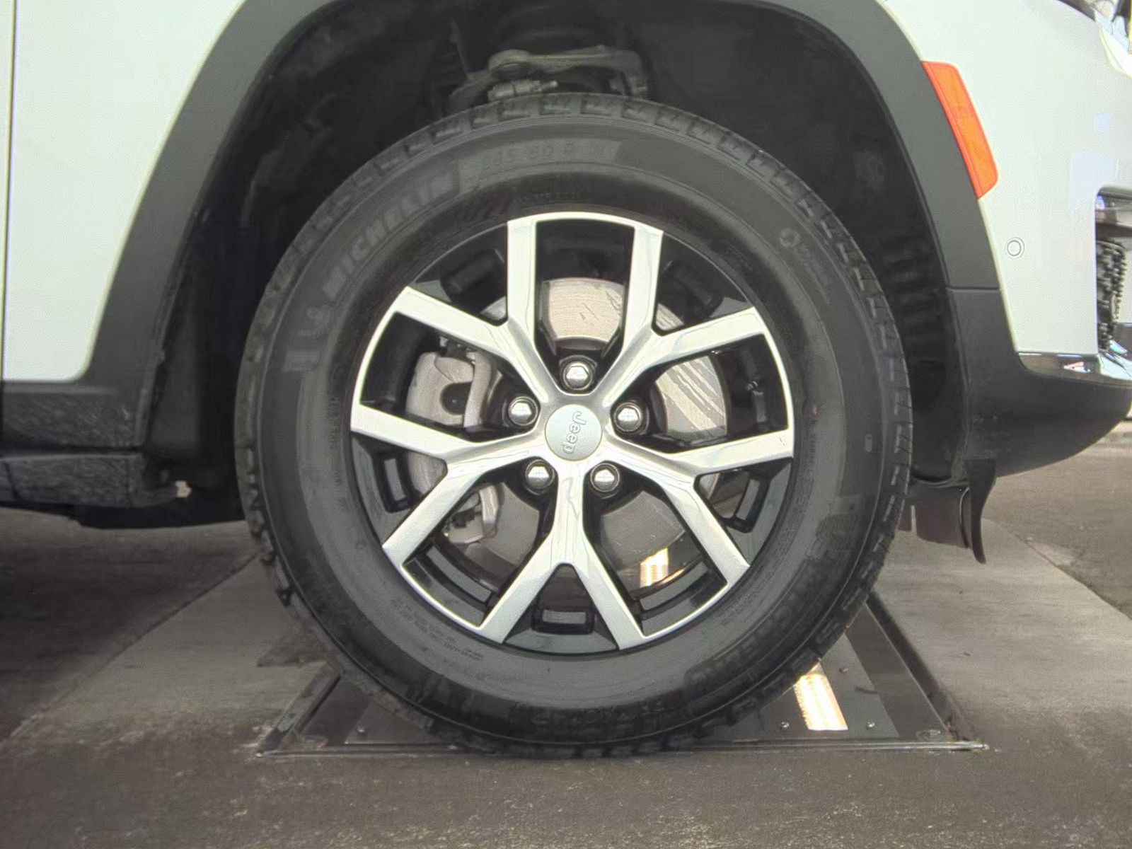 2025 Jeep Grand Cherokee L Limited RWD