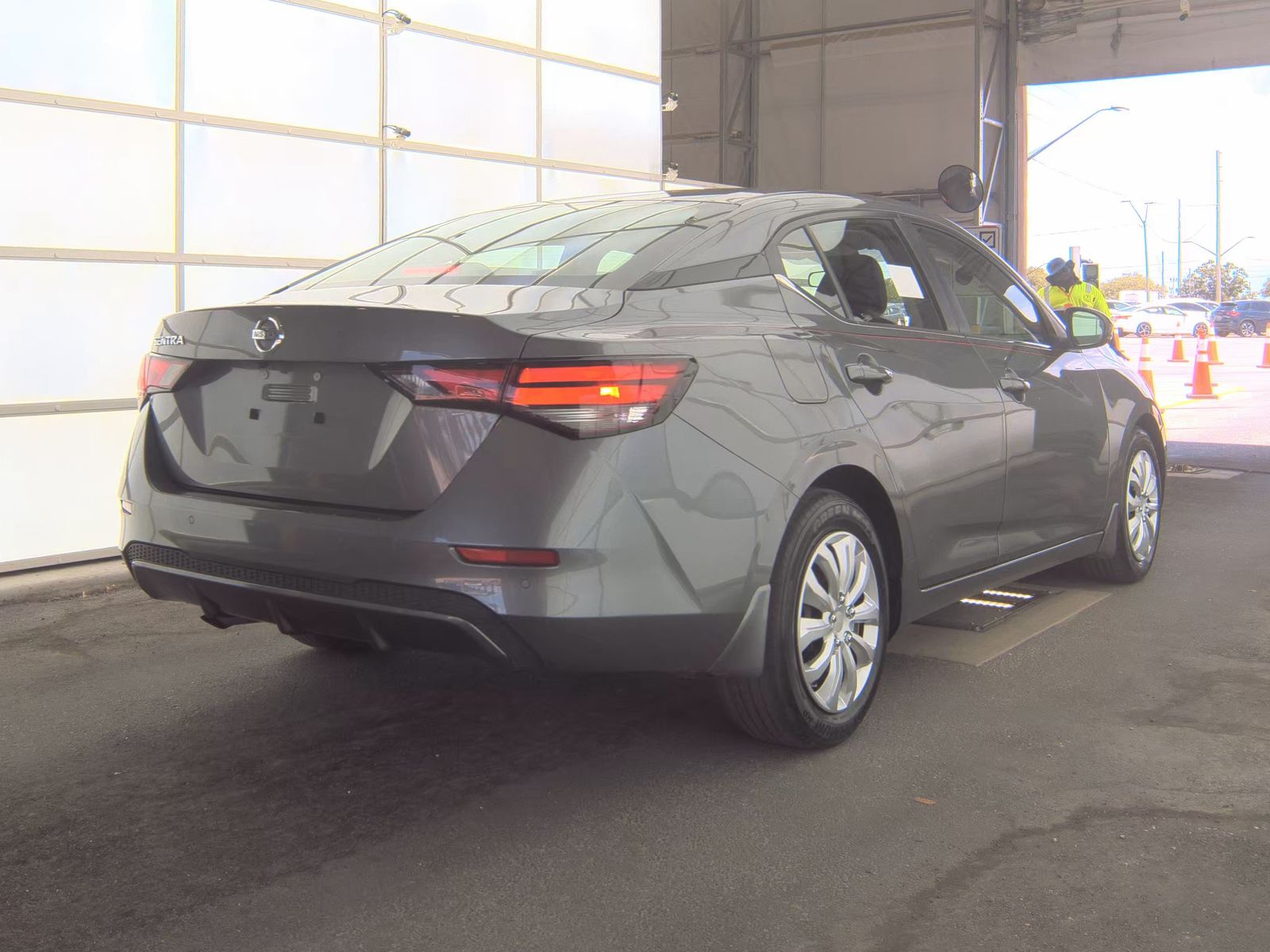 NISSAN SENTRA - 5